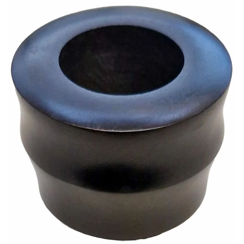 white-Smooth Dark Plymouth 02.JPG