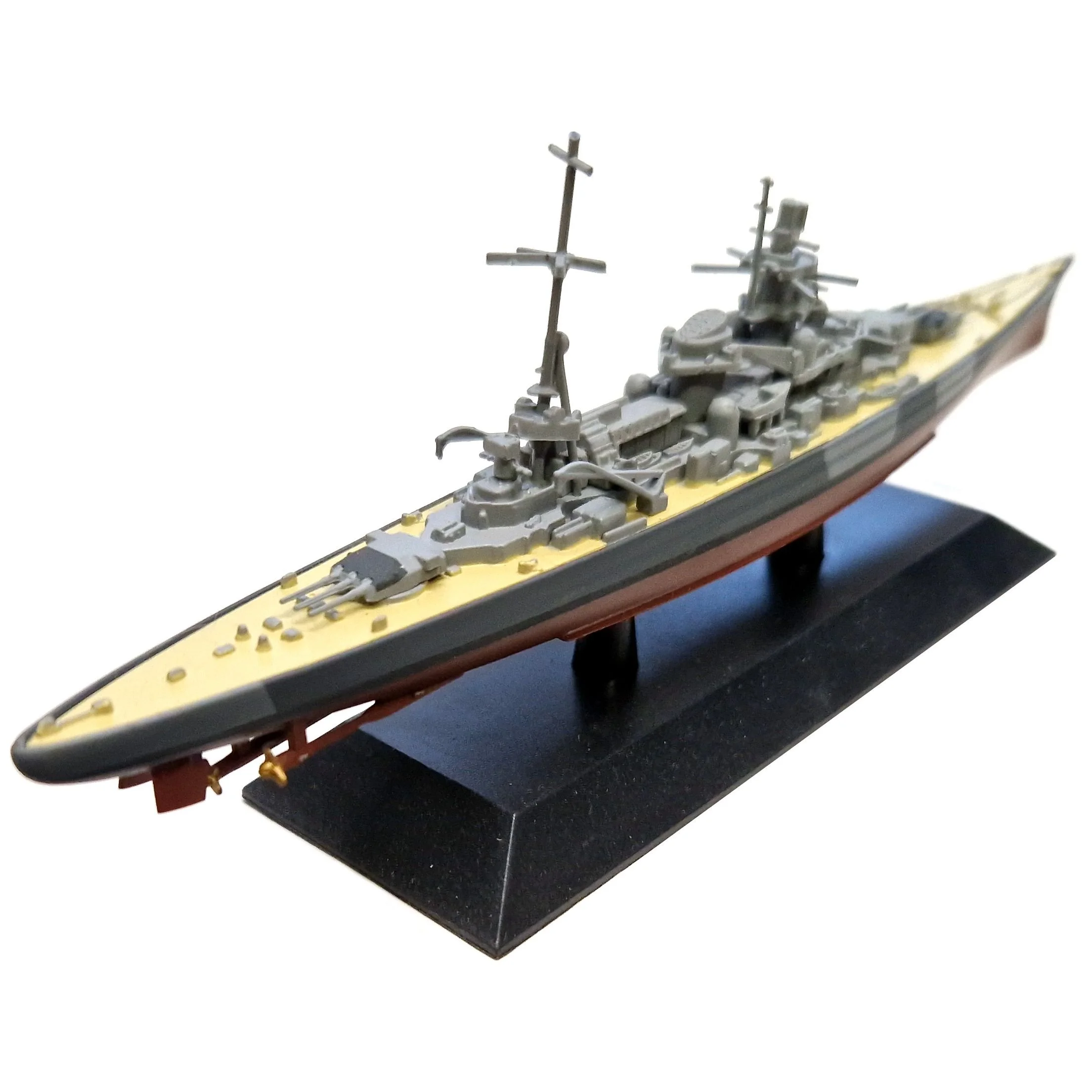 white-Scharnhorst 185mm 03.JPG