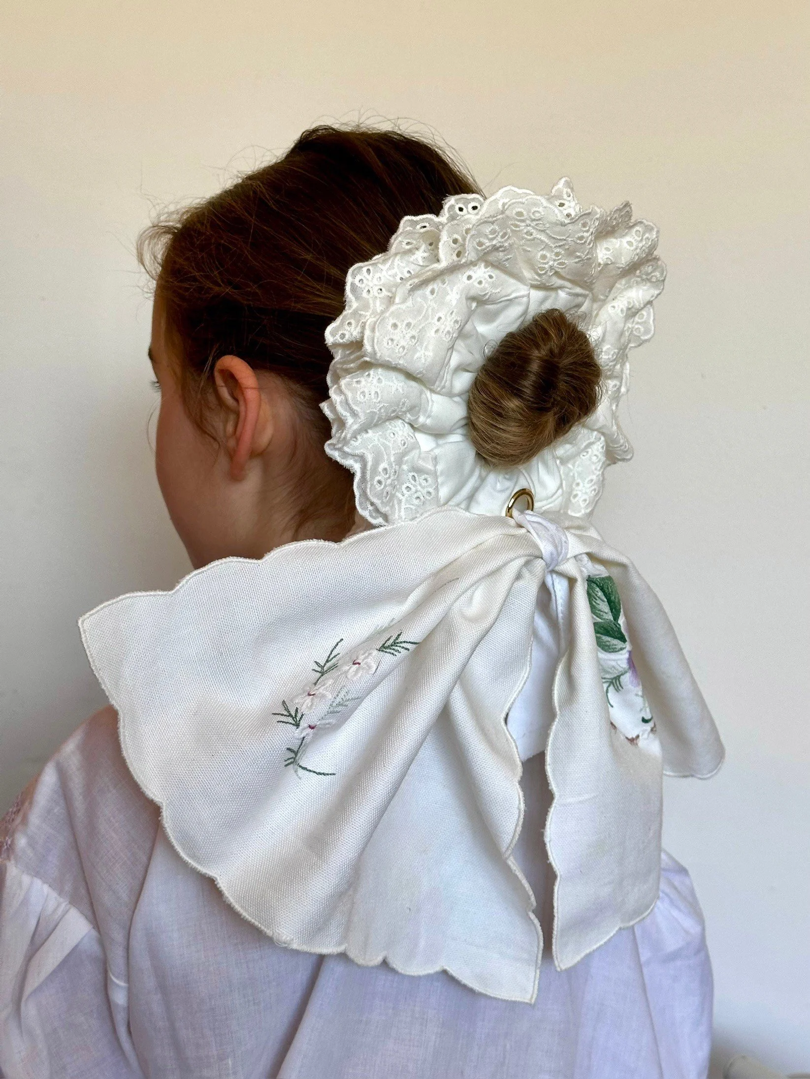 Heirloom Bow Scrunchie - Parlour Flower