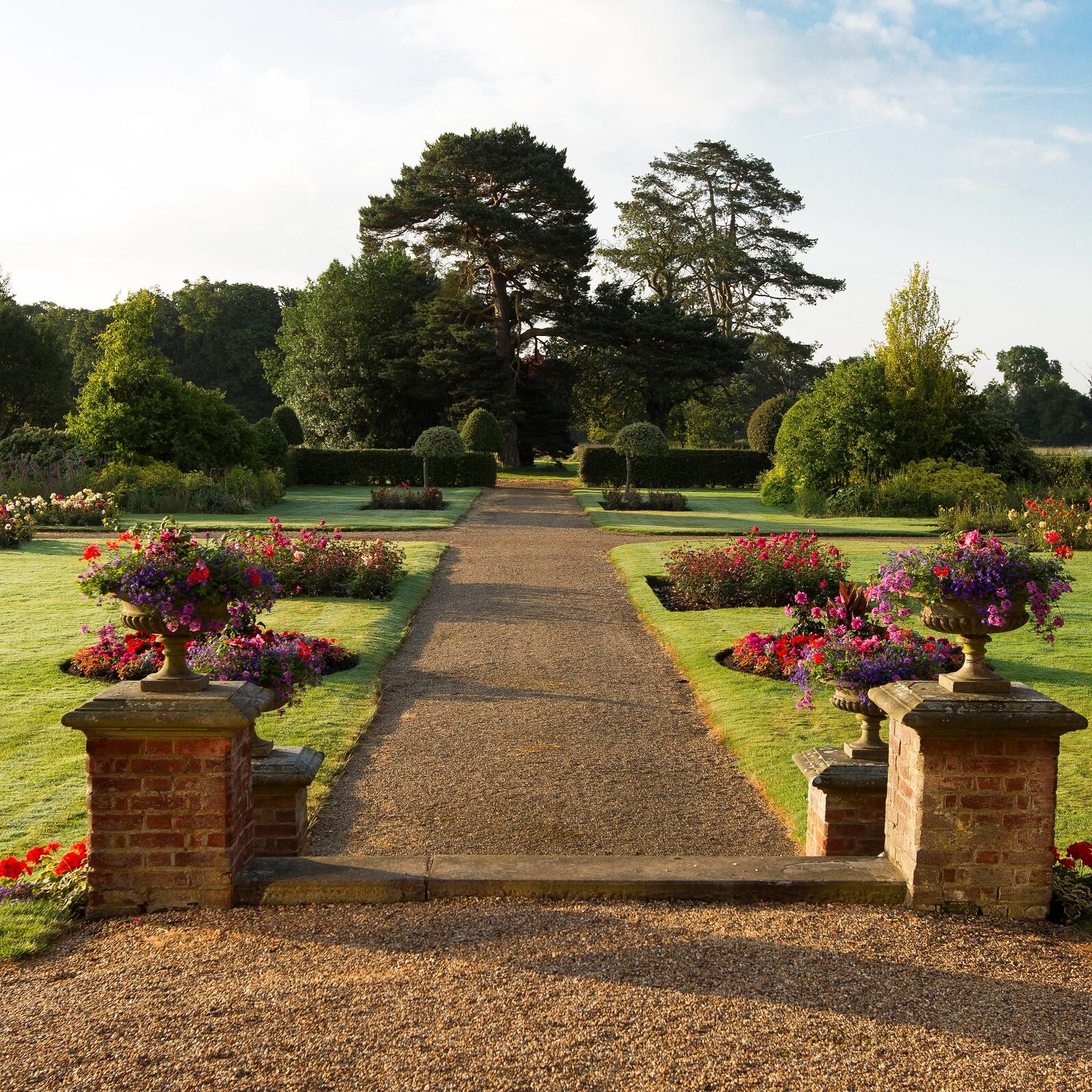 Tring-Gardens-2 - Copy.jpg