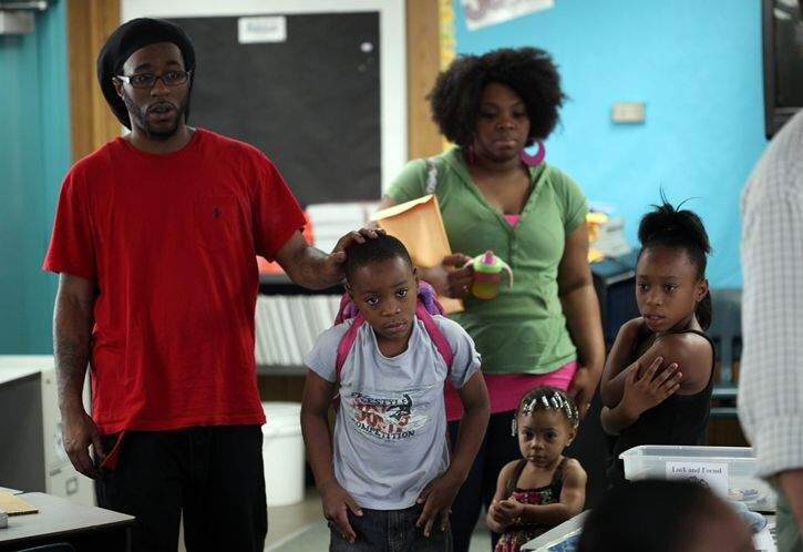 THE WEEKLY CHALLENGER- TAMPA BAY TIMES- TEEN ARTS PROGRAM GETS NEW START