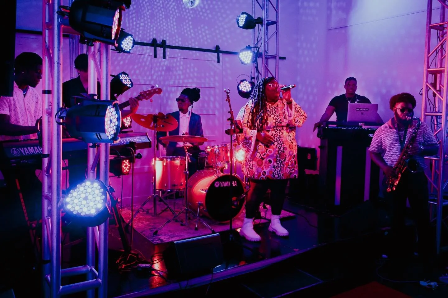 We are STILL on a high from Friday night&rsquo;s Soul Train Costume Party! 🪩✨

What an unforgettable evening filled with 70&rsquo;s fashion, nonstop dancing, live music, student performances, and nothing but good vibes all night long! From the DJ sp