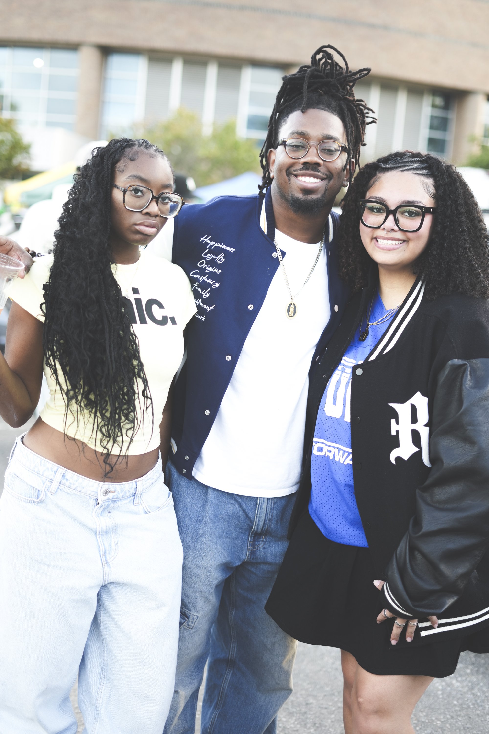 HUHC26A48.jpg