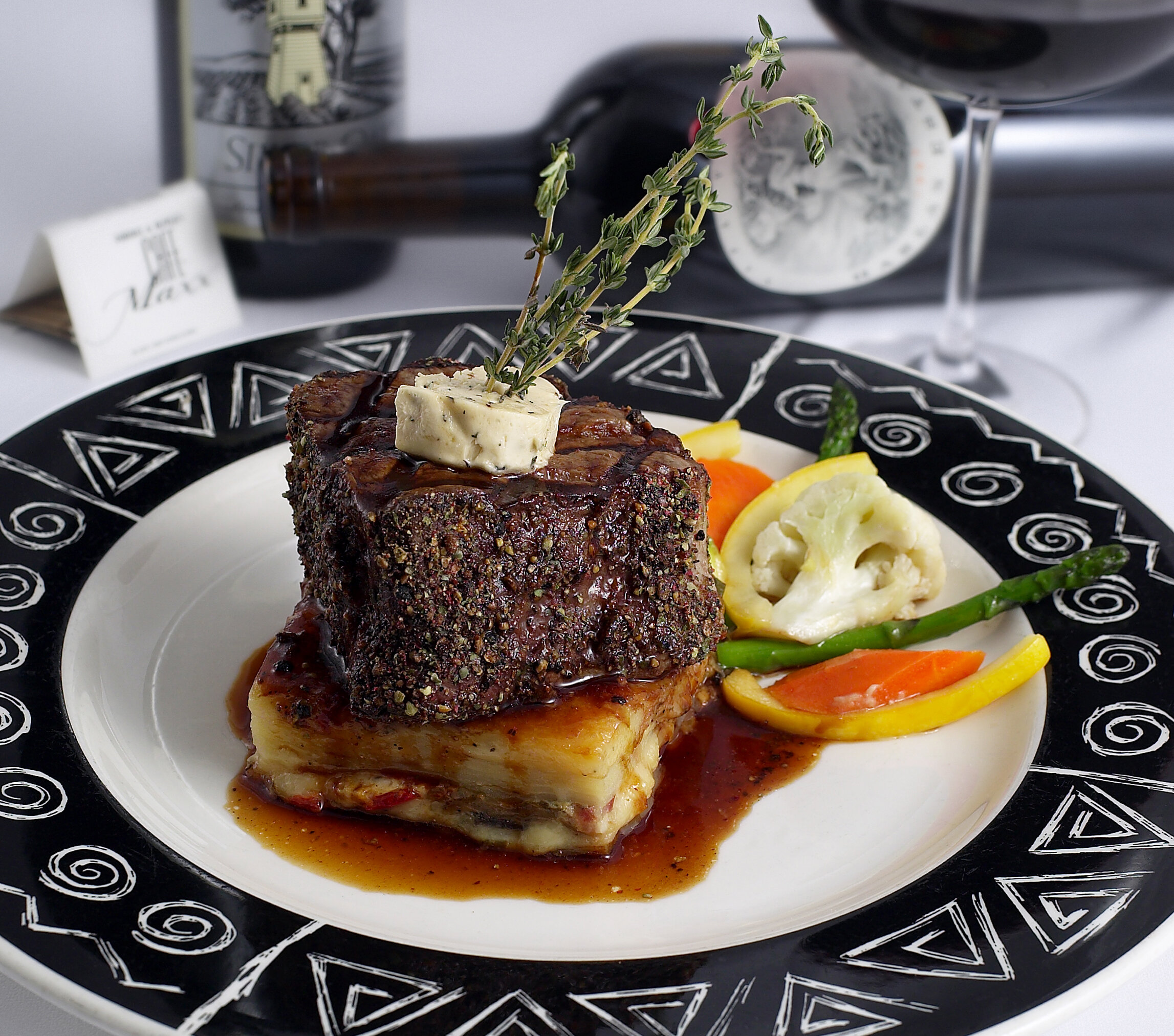 Woodbury & Associates Food Photography captures the essence of your culinary creations. From the succulent stone crab at Cafe Maxx in Pompano Beach, Fl, to the inviting atmosphere of your establishment, our photography will make your restaurant stand
