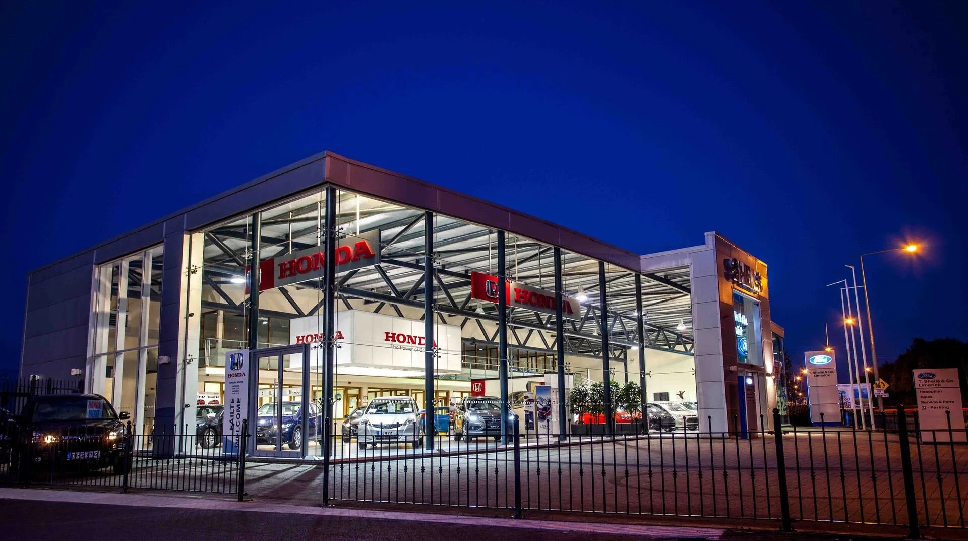 HONDA SHEILS LIMERICK showroom dusk IMG_2695.jpg