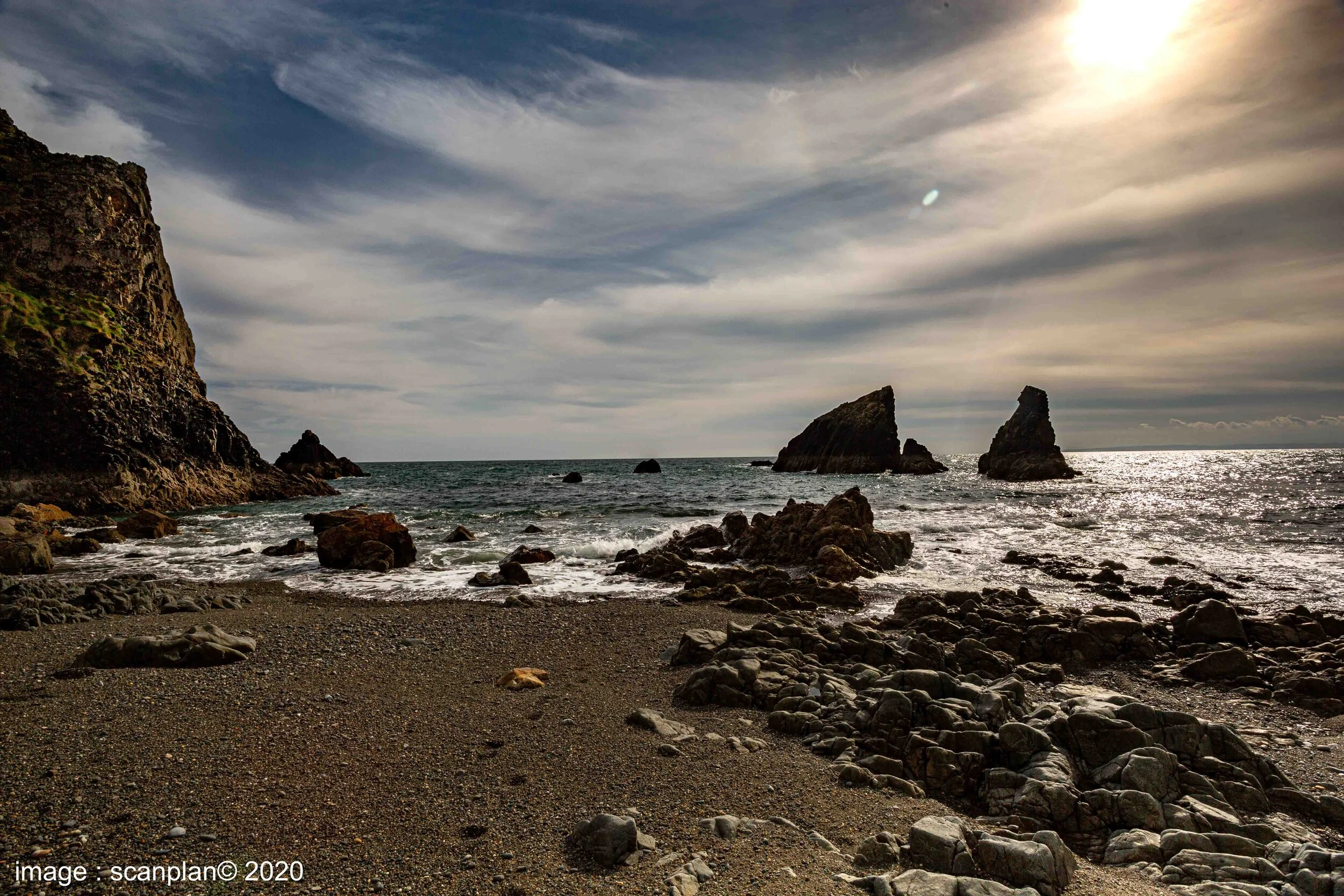 FSSTUFF HAWKS CLIFF 0421 rocks 088A5172.jpg