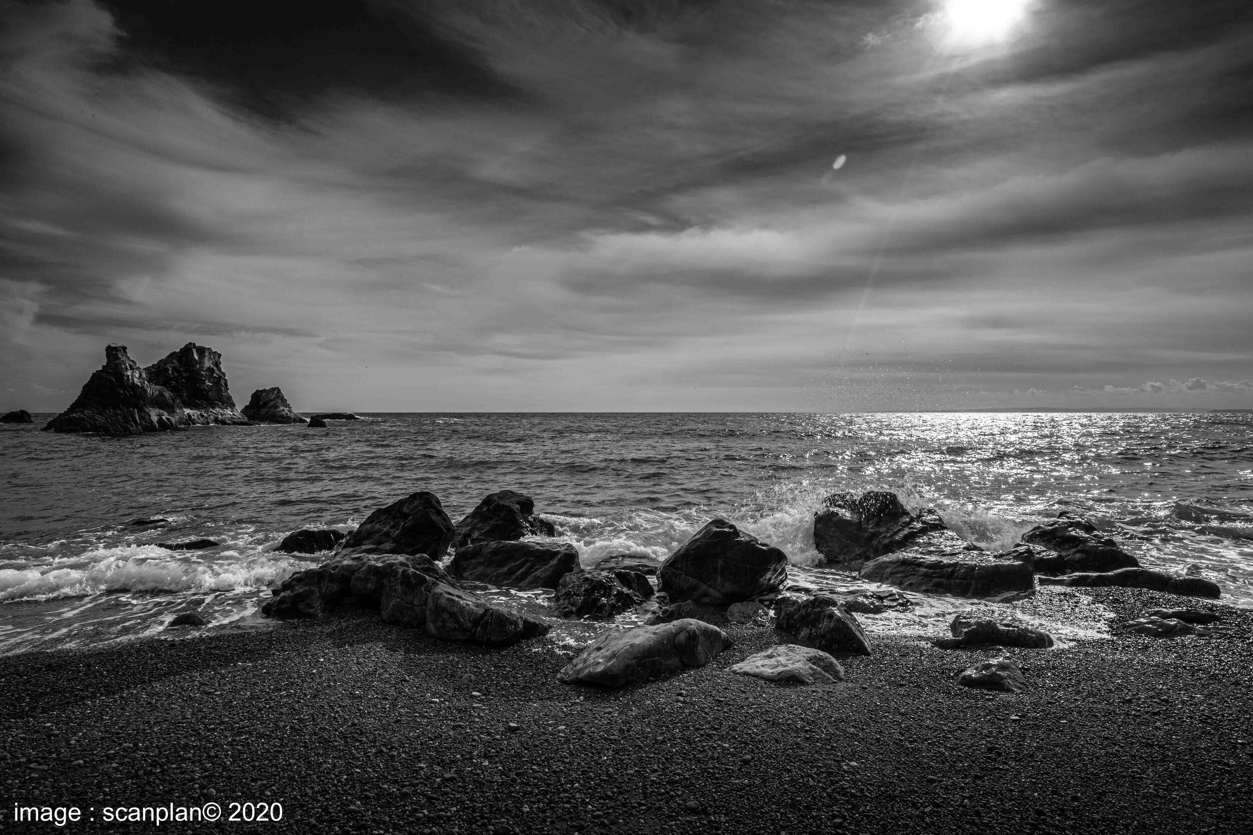 FSSTUFF HAWKS CLIFF 0421 cloudy BW 088A5161.jpg