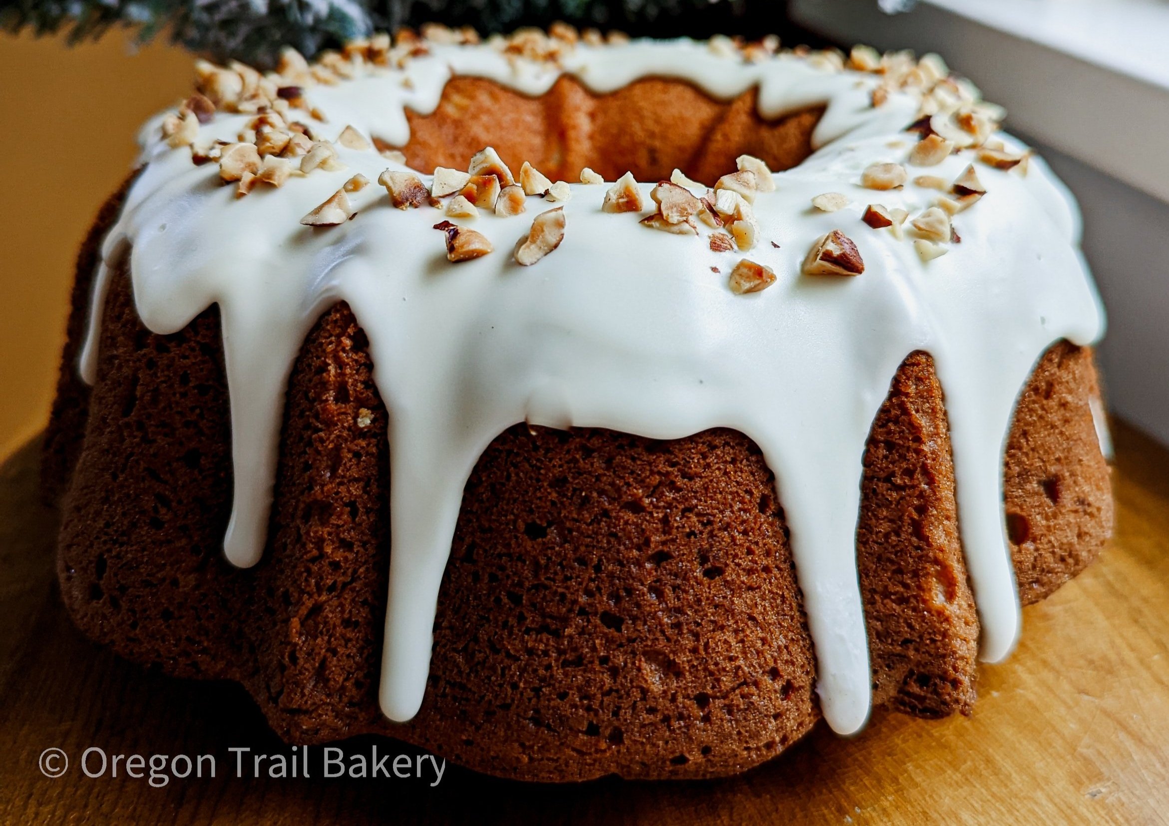 Blackberry+Hazelnut+Bundt+Cake+Whole+Screen.jpg