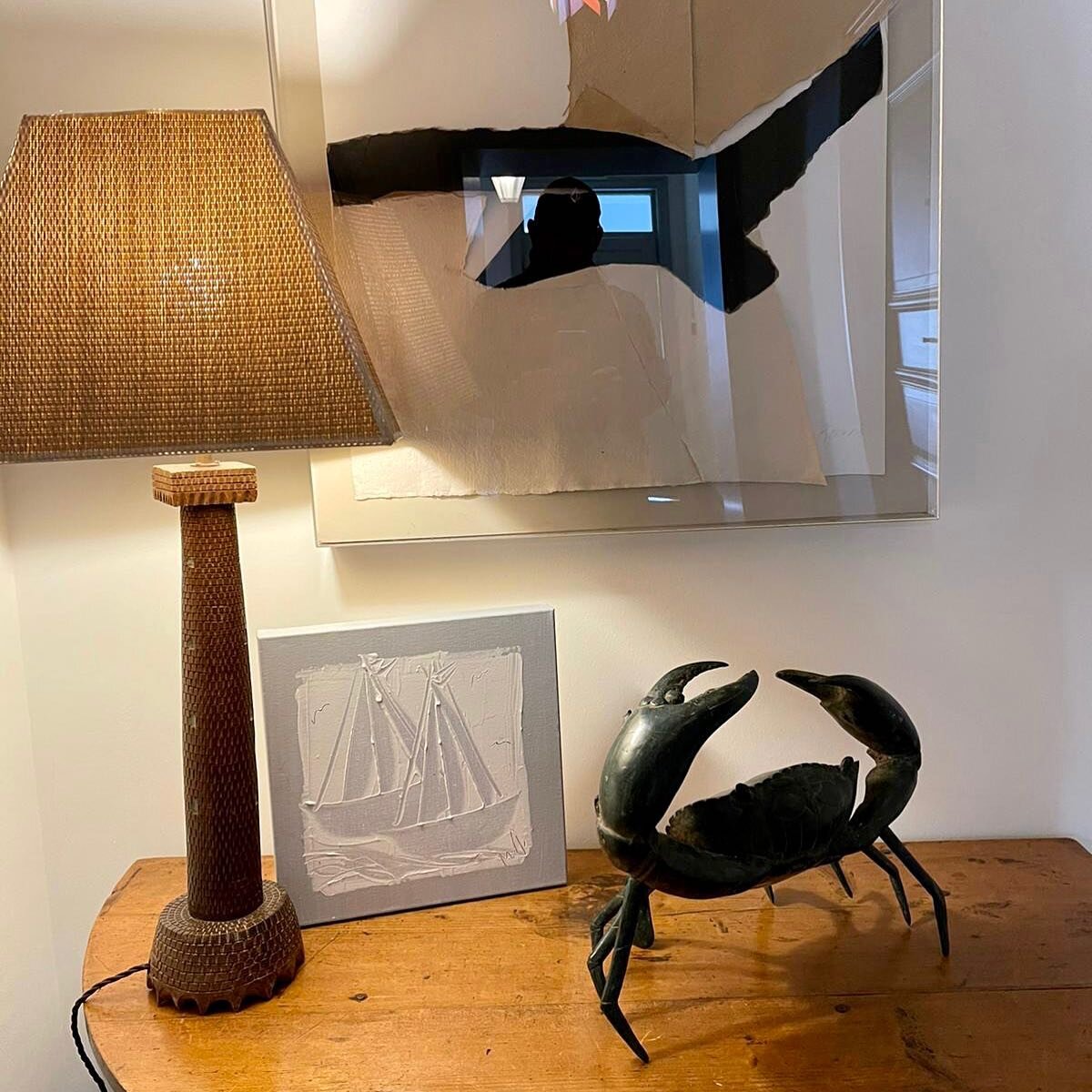 One of my original paintings sitting alongside a Dempsey Sculpture. 

Bronze Crab at The Tresanton Hotel in St Mawes, Cornwall. Thank you

#art #painting #cornwall #design #create @dempseysculptures @hoteltresanton @martyndempseyofficial