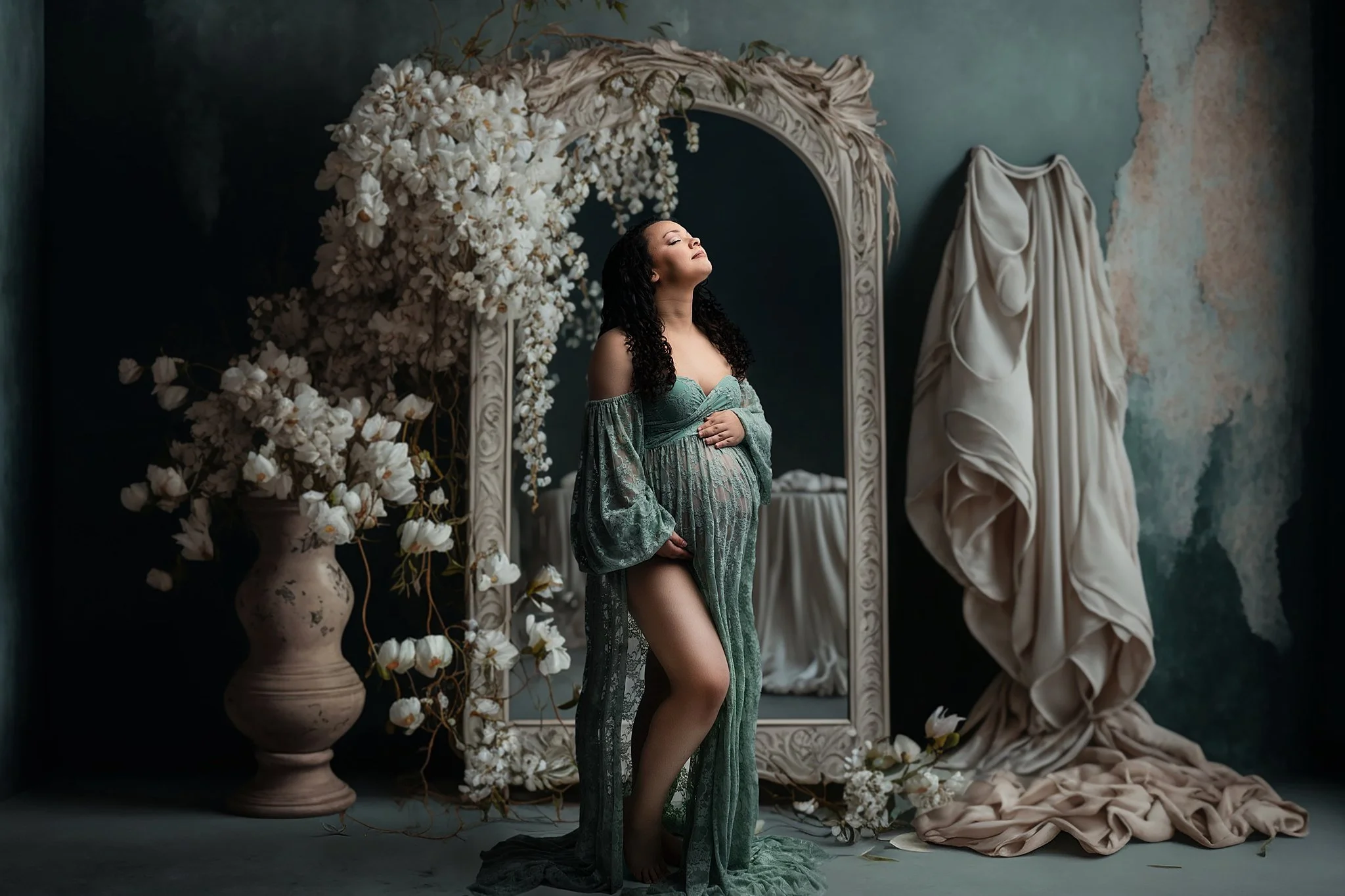 Erie, Pennsylvania Maternity and Newborn Photographer CTandRina