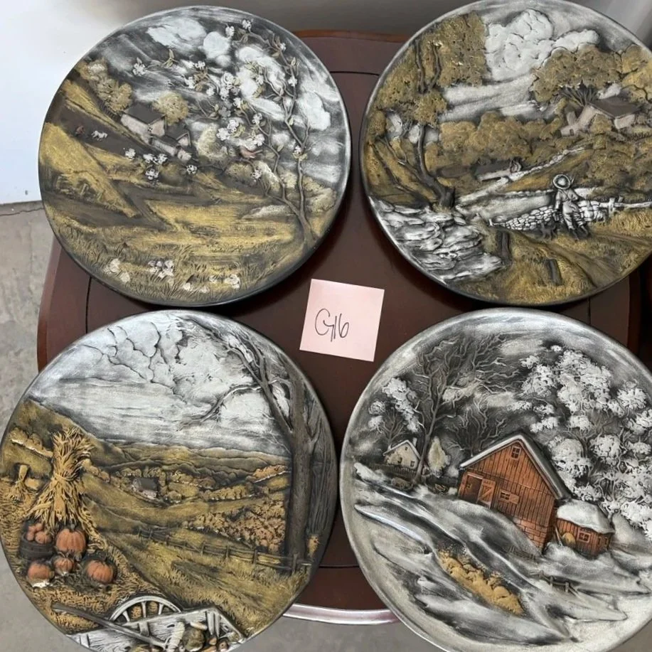 4 Decorative Decor Plates
