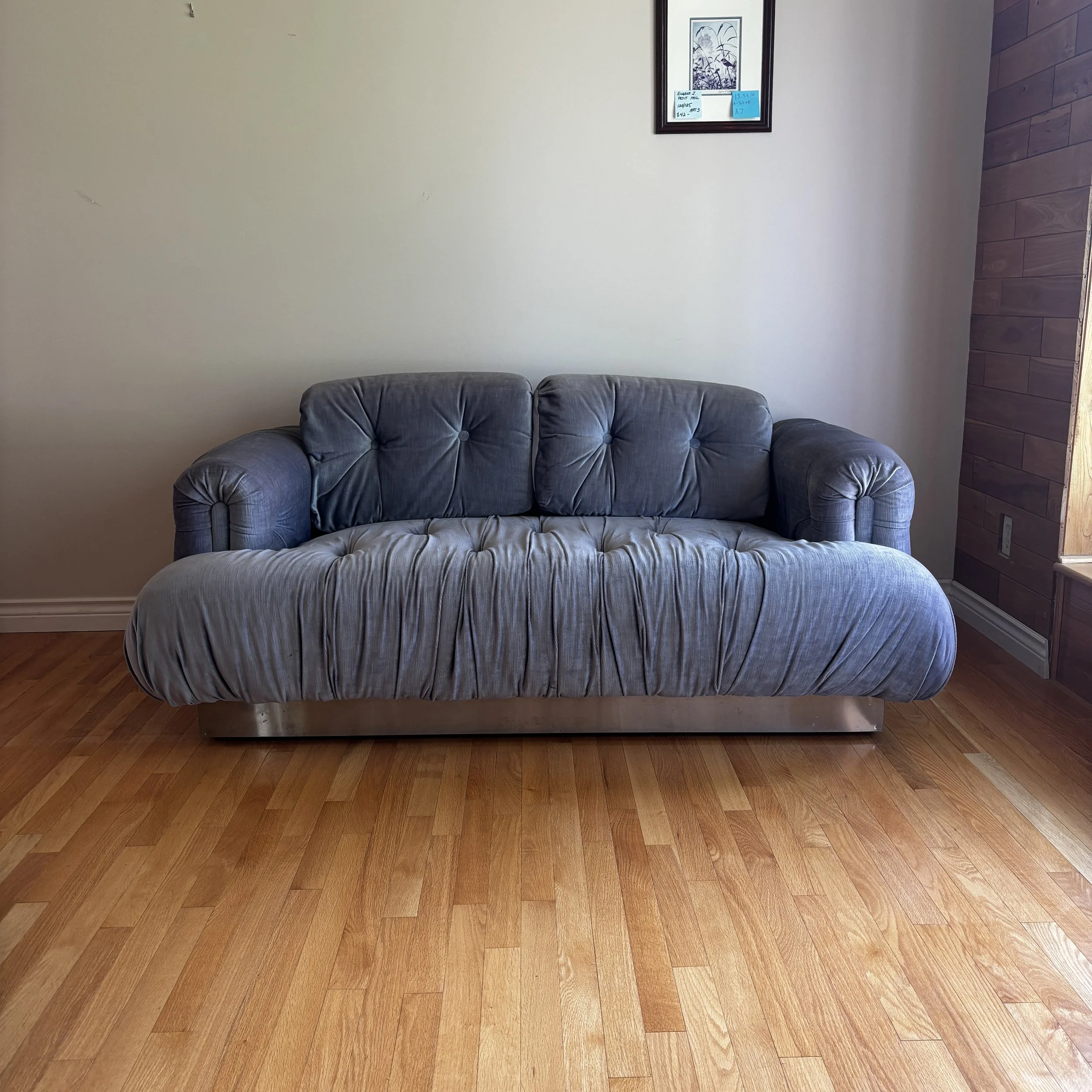 Sariana Style MCM Loveseat II
