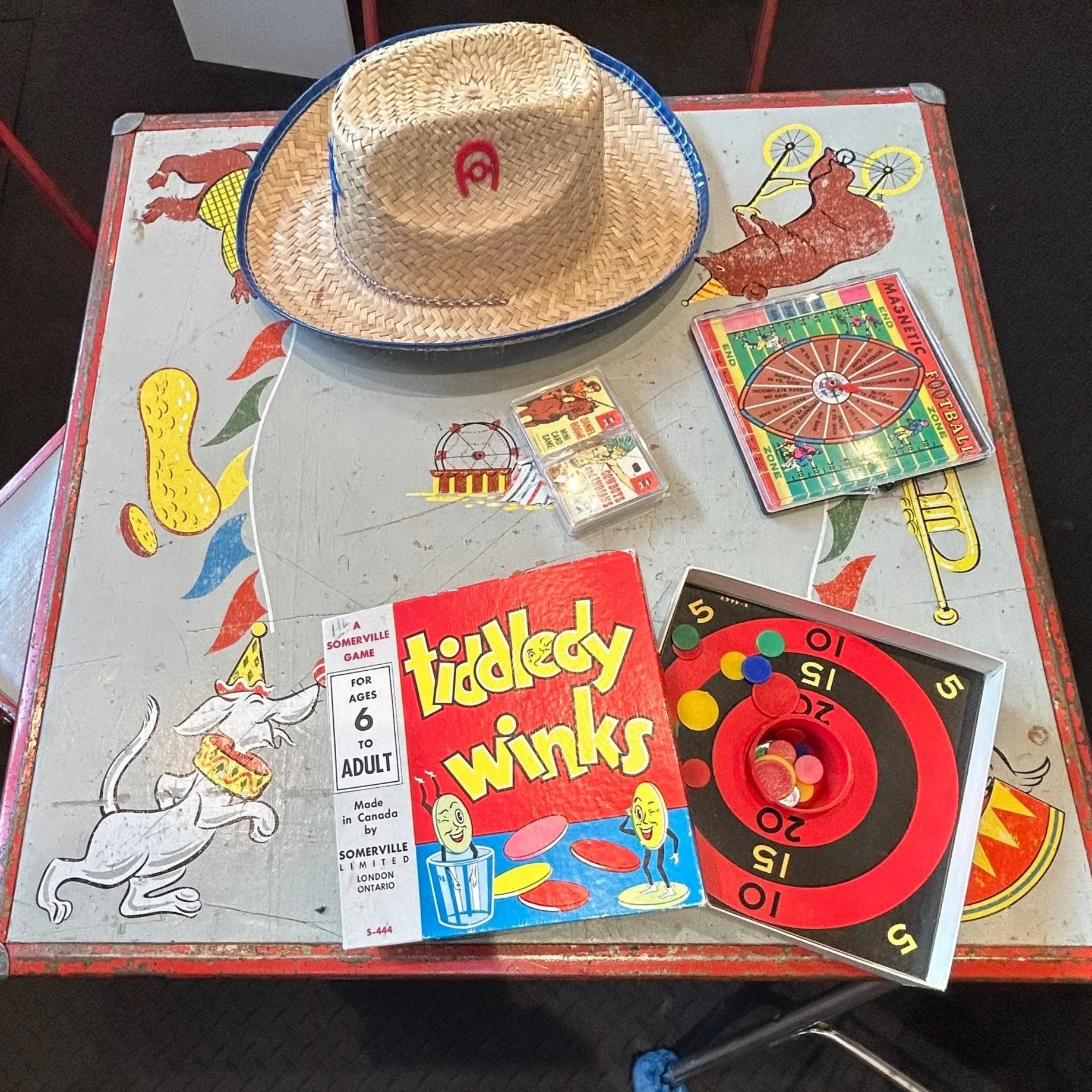 Vintage Table Time!