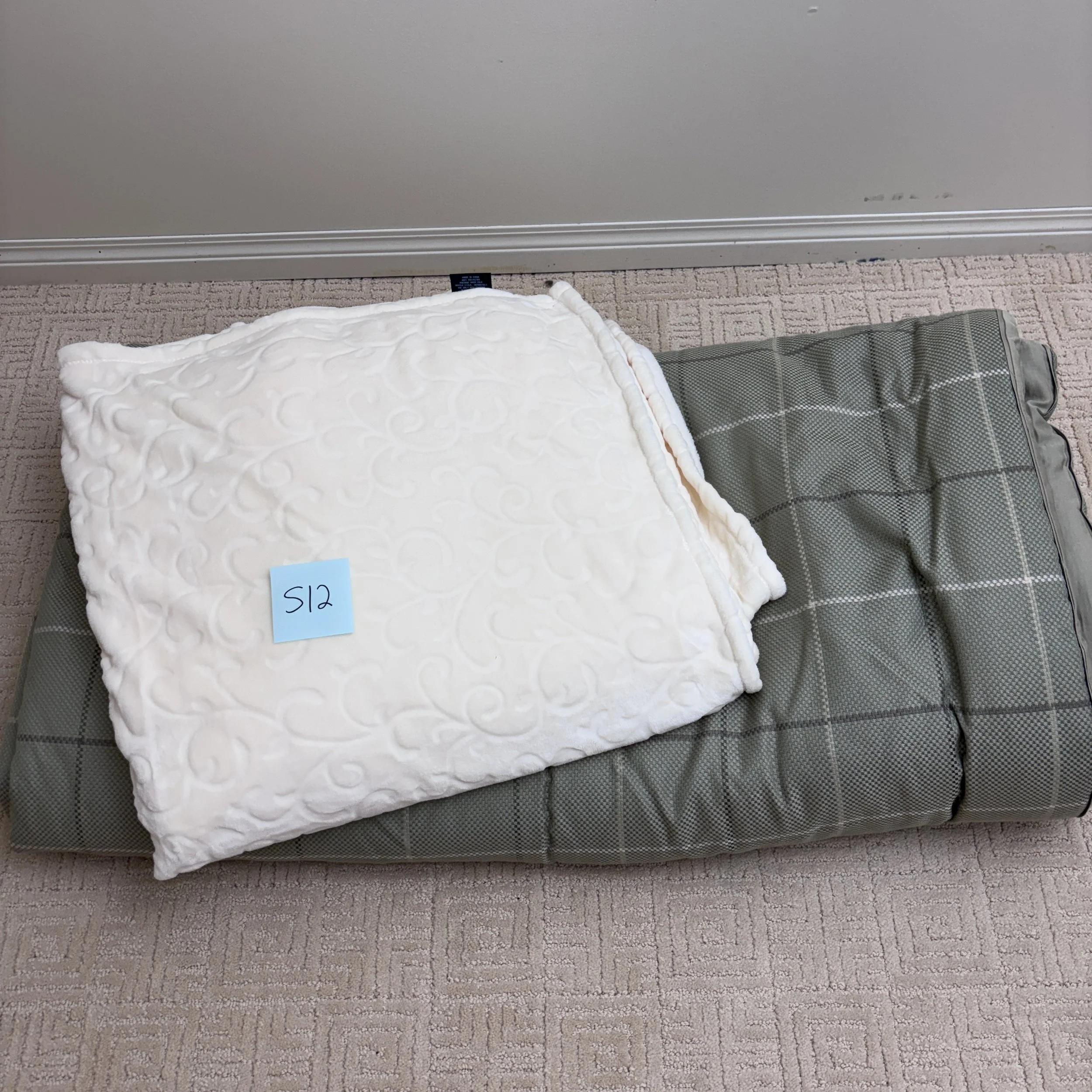 Warm Queen Comforter and Fleece