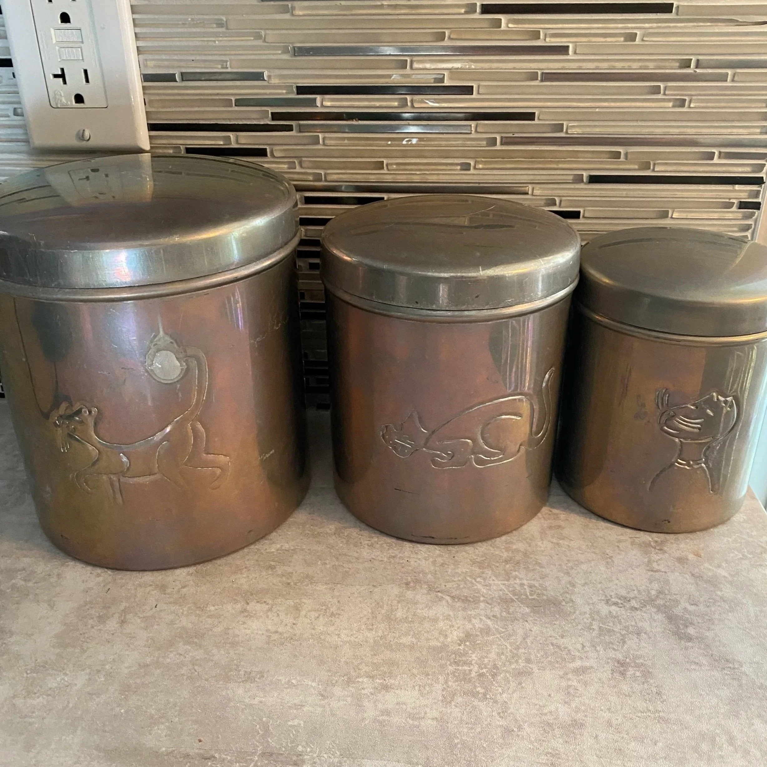 Pet Food Cannisters