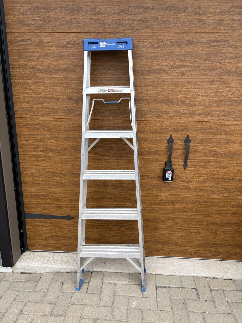 6ft Aluminum Ladder
