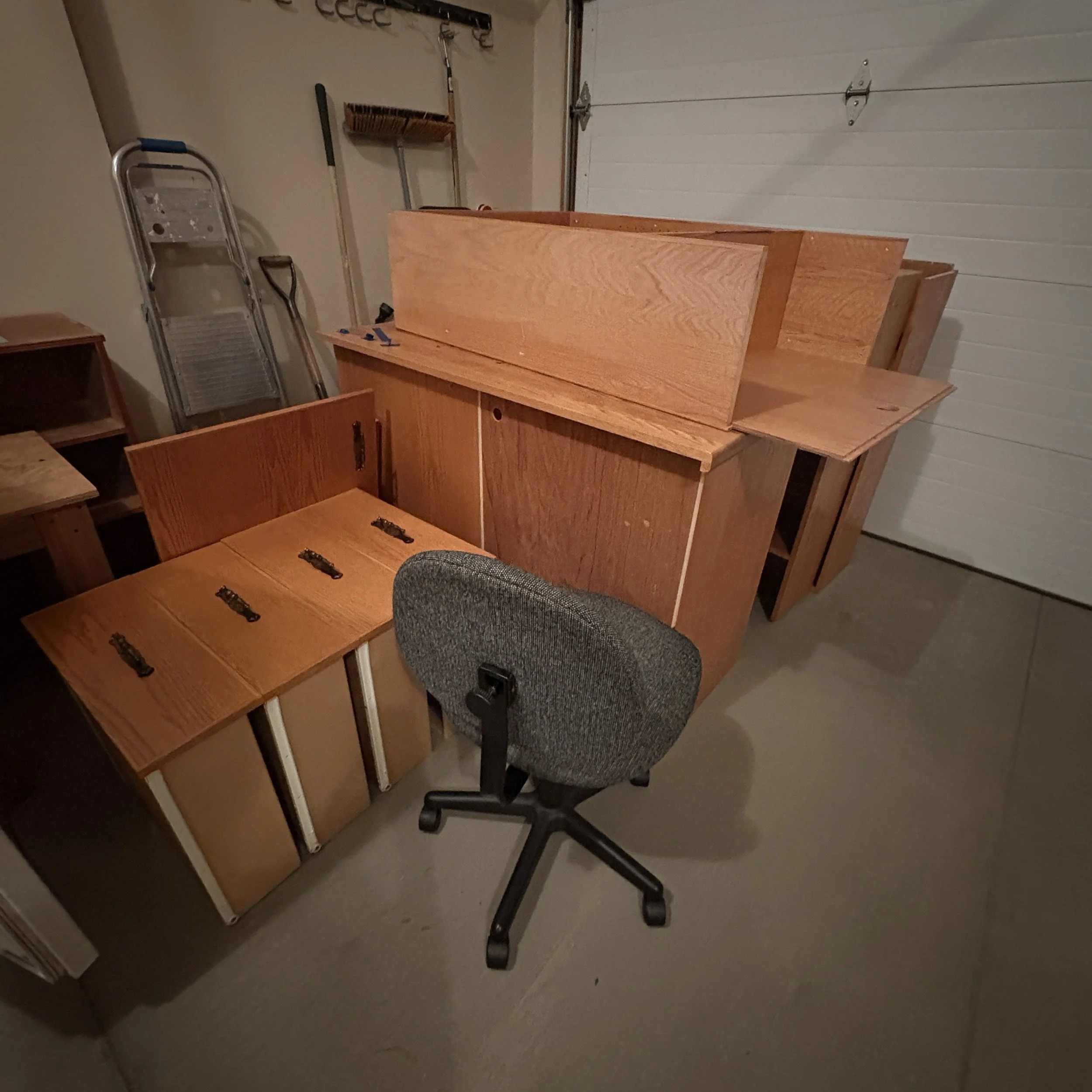 Custom Corner Computer Desk (Big!)