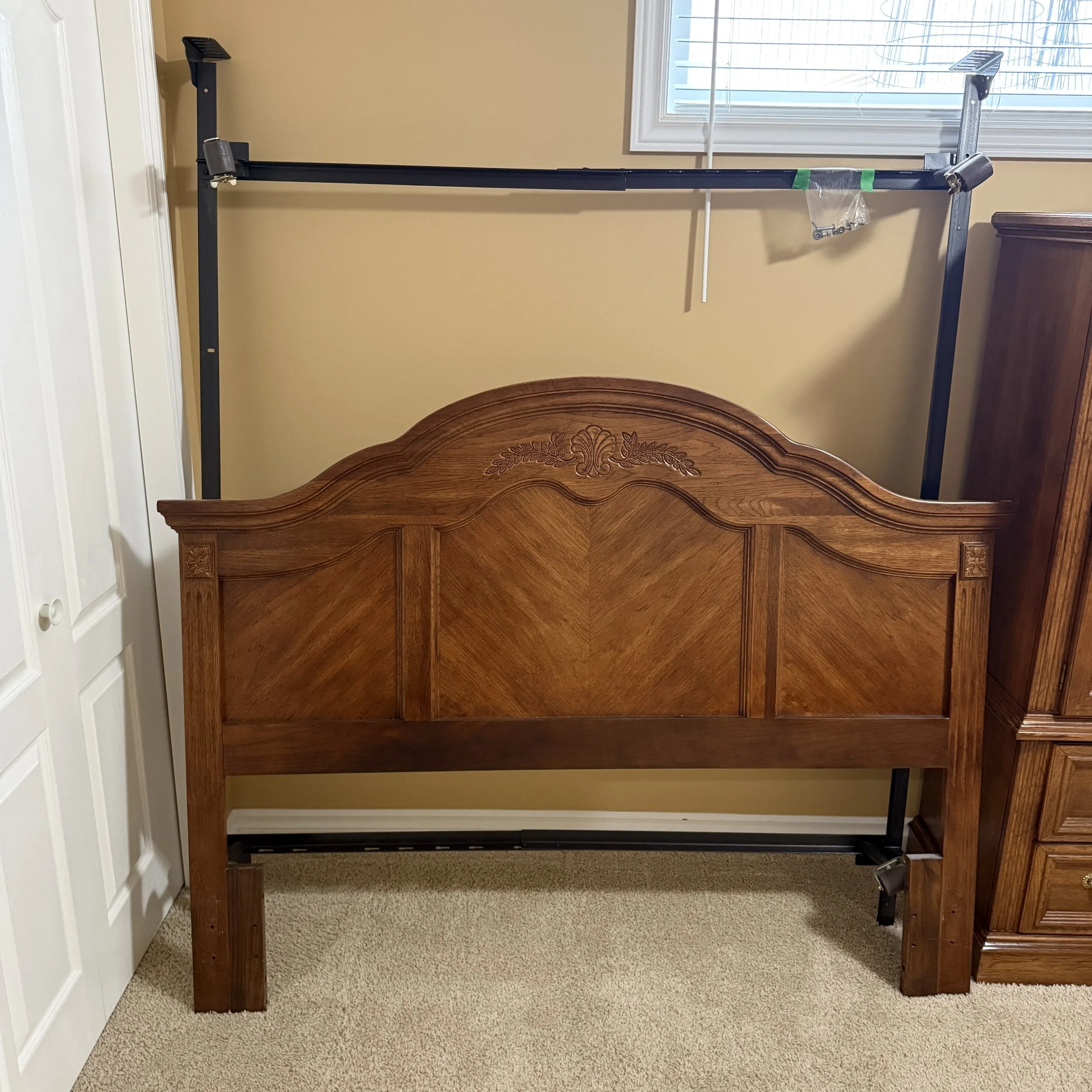 Stanley Furniture Queen Bed Frame
