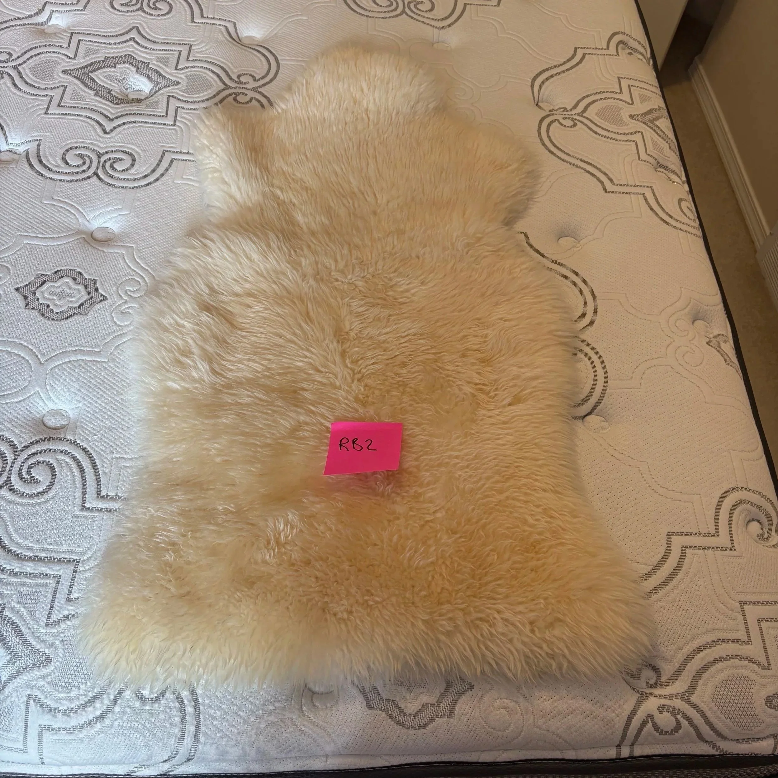 Ikea "Rens" Sheepskin