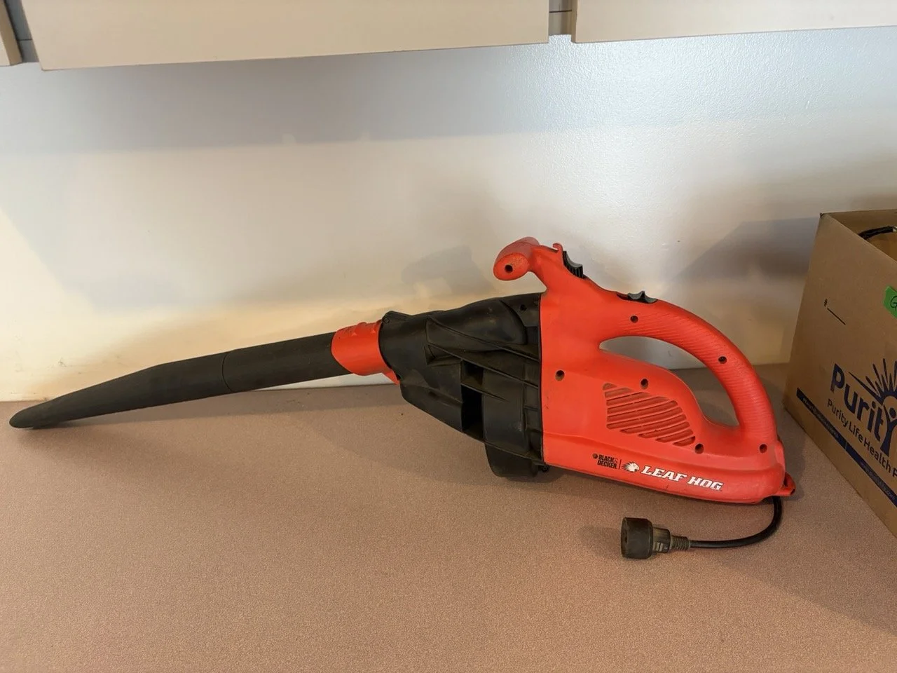 Black and Decker Leaf Hog Corded Blower