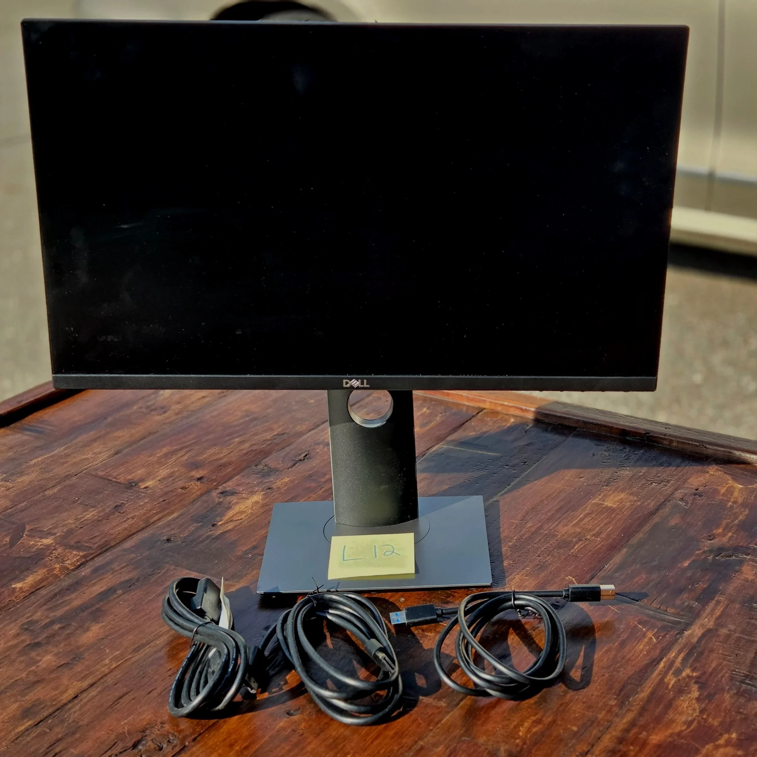Dell P2319H Monitor w/ Stand
