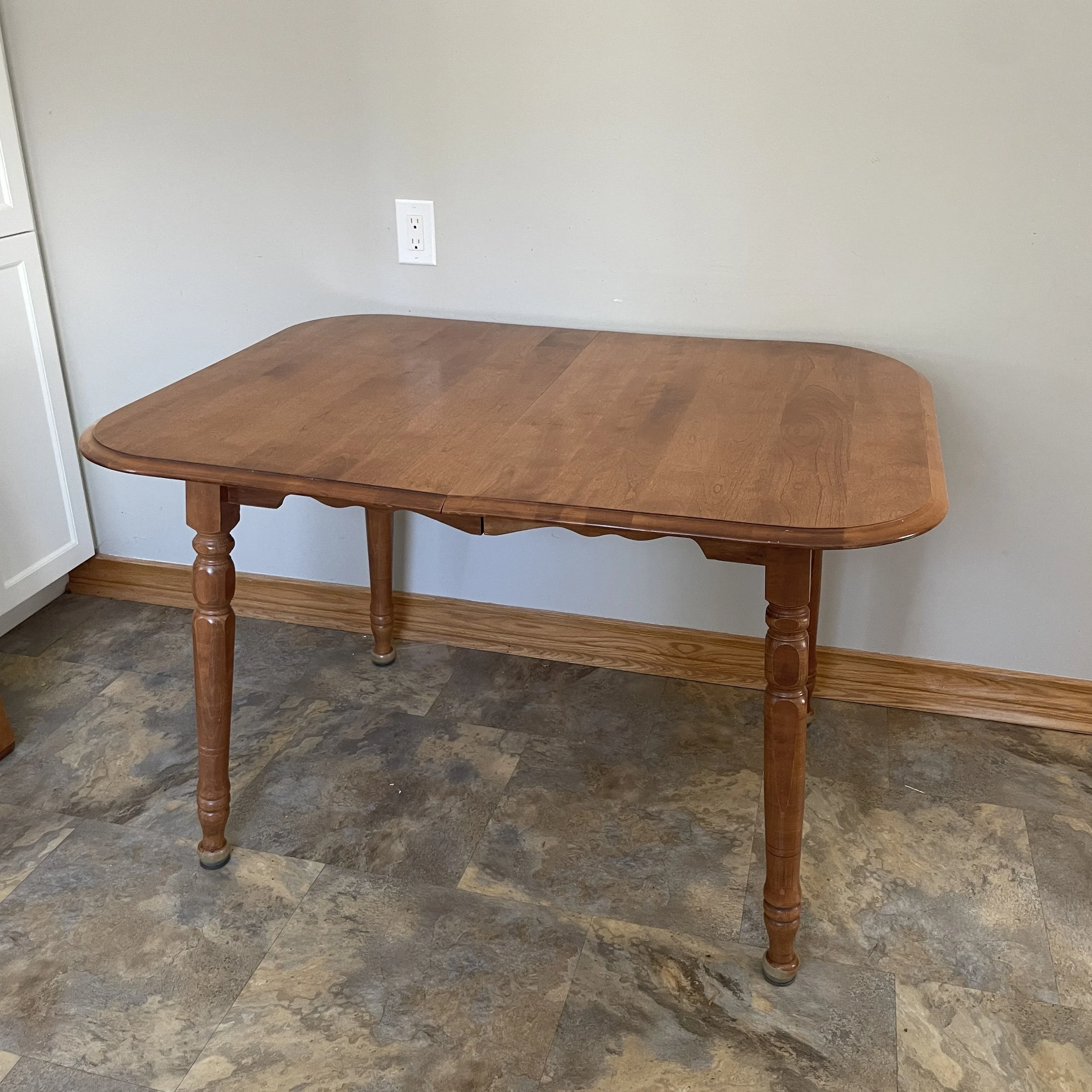 Happy Family Gatherings Double-Leaf Dining Table