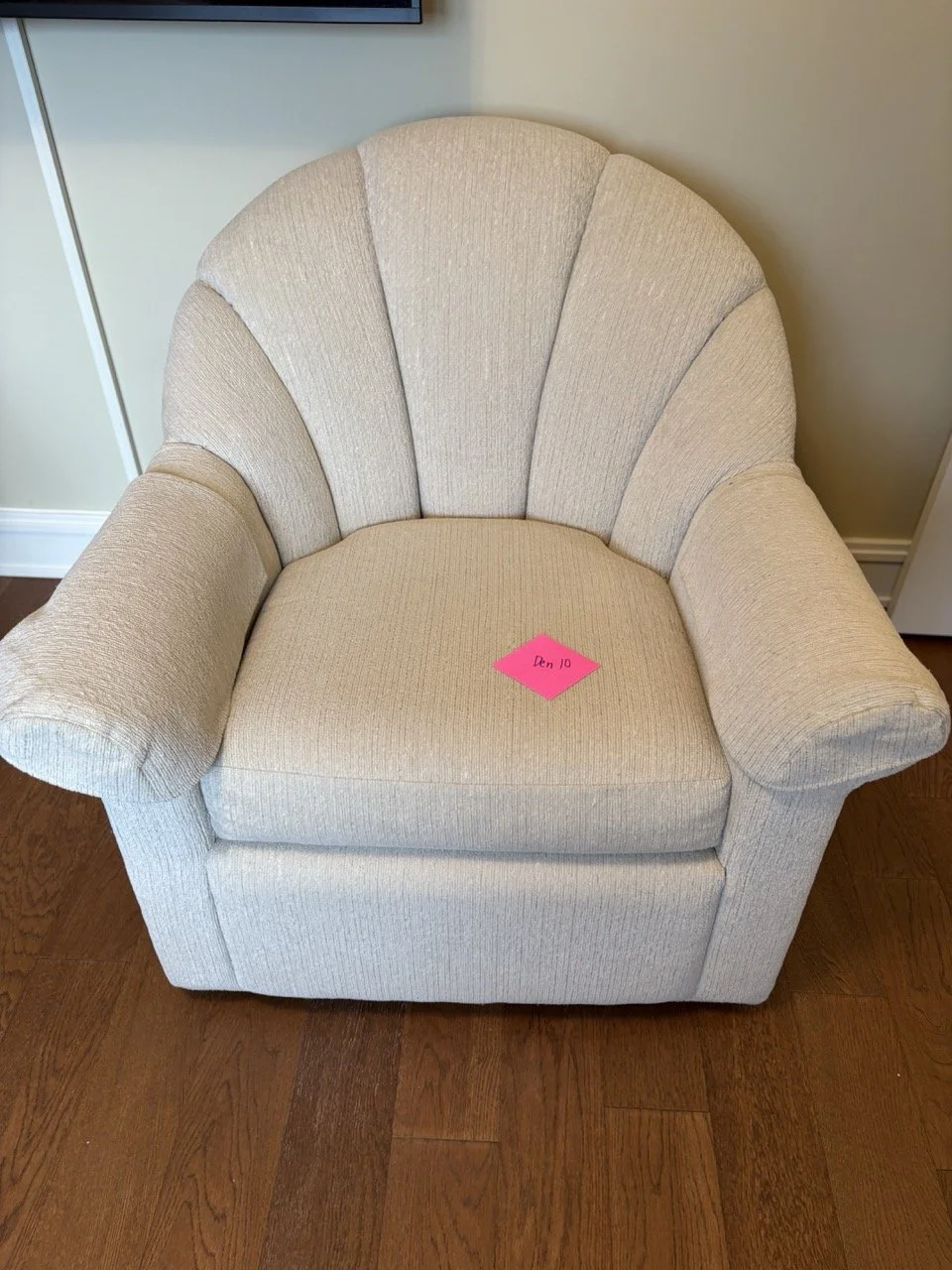 Swivel Armchair II