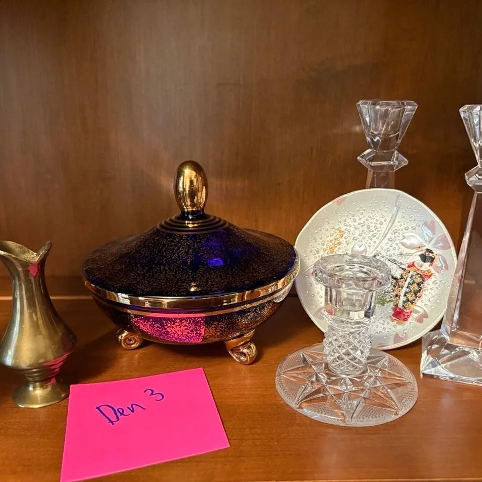 Glassy Decor
