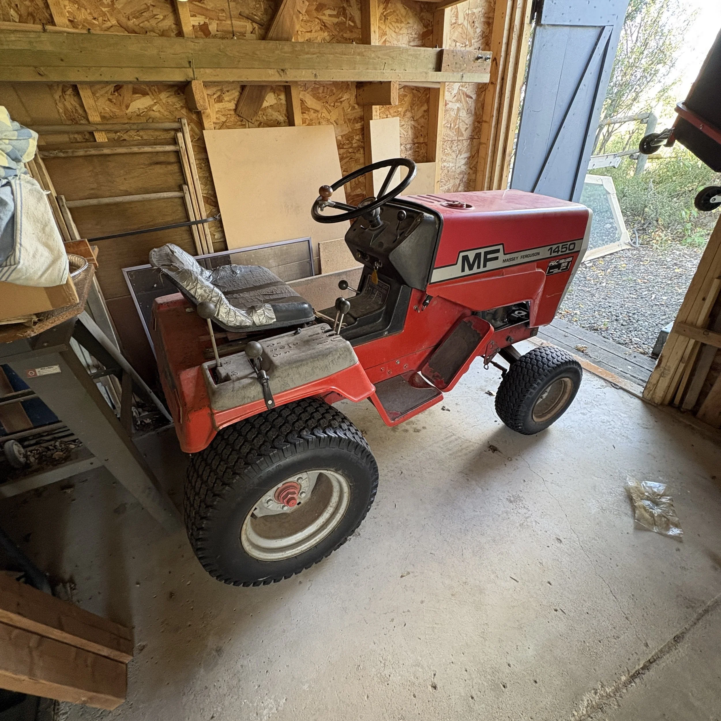 Massey Ferguson Garden Tractor
