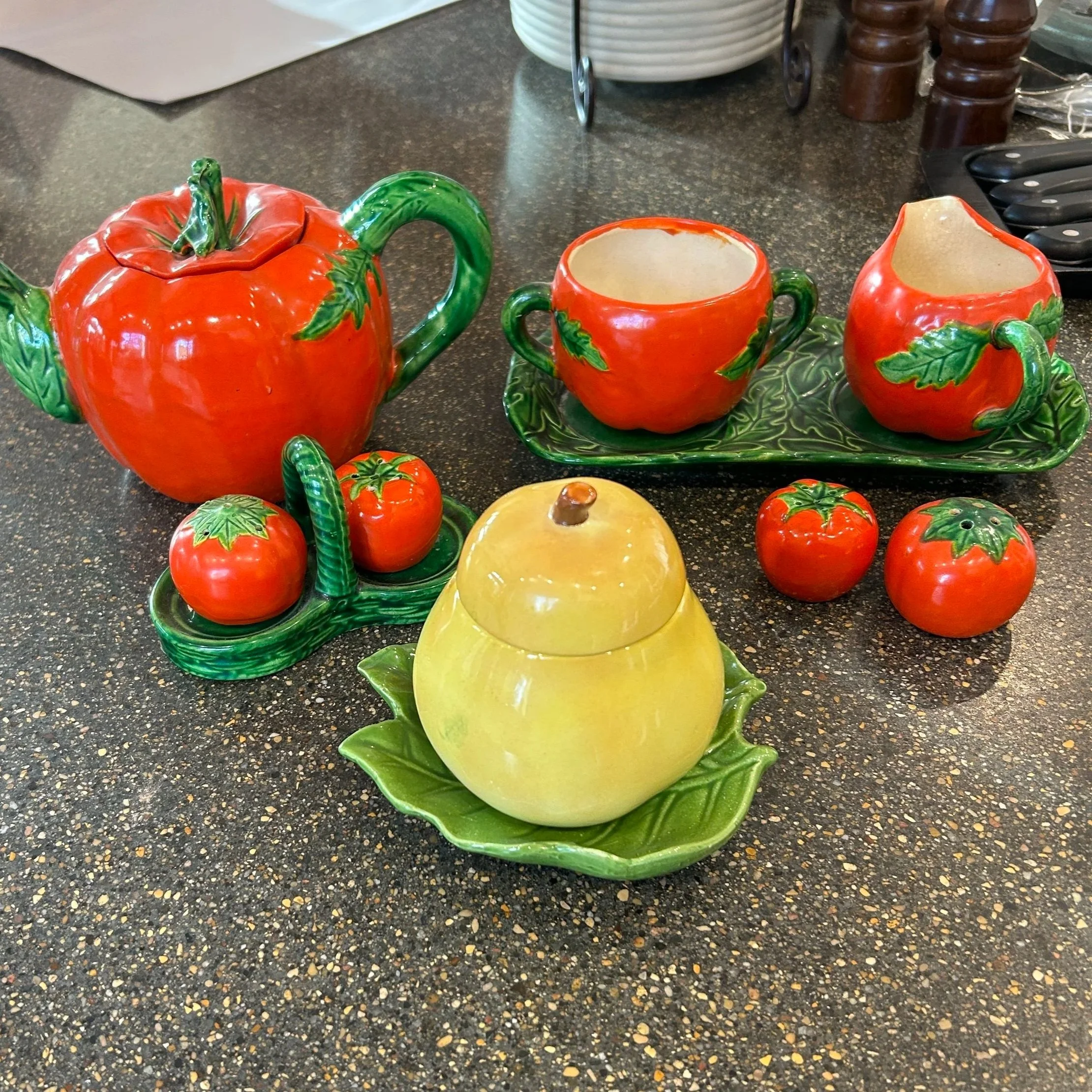 Maruhon Ware Tomato Tea and Condiment Set