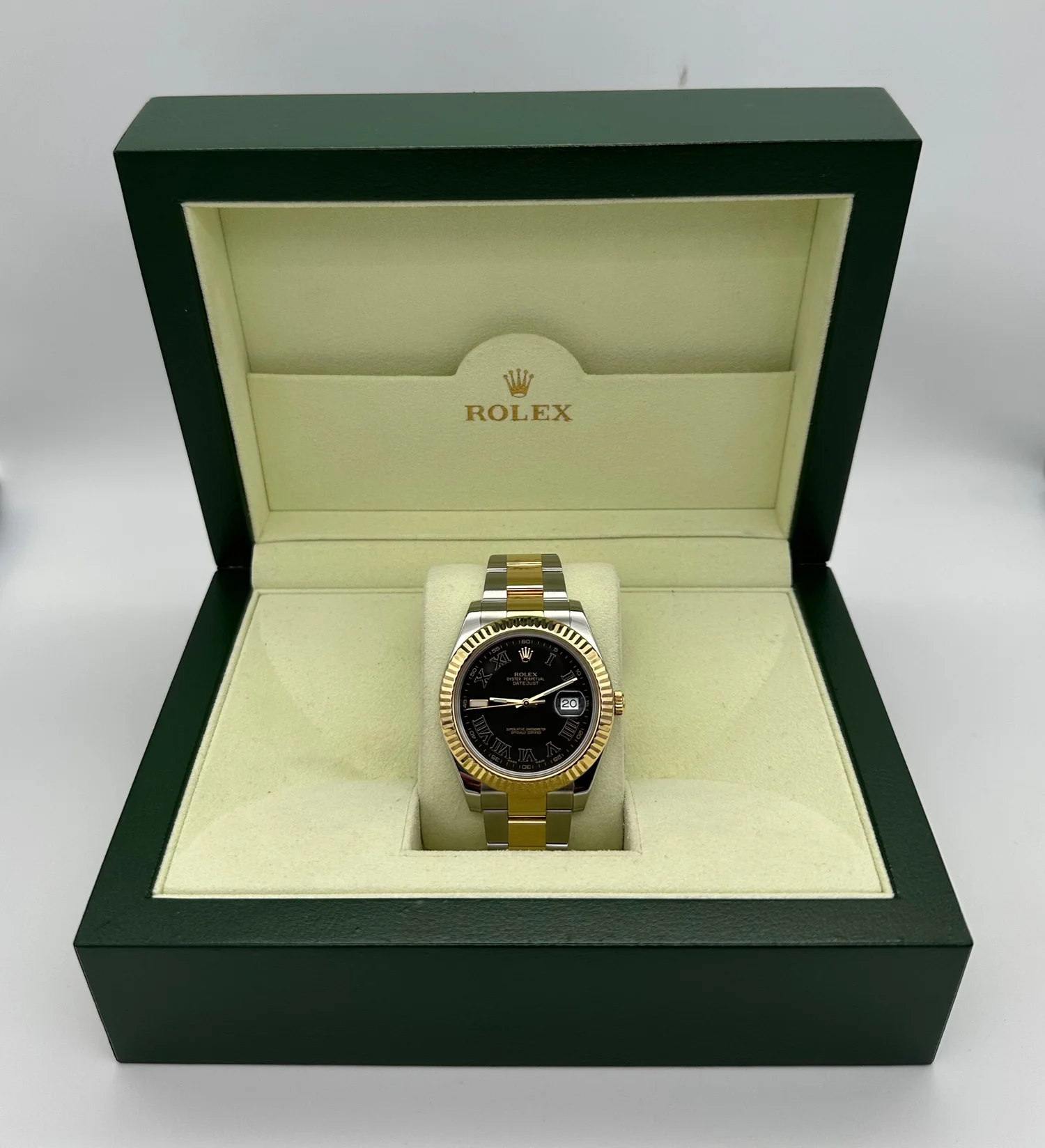 Watch that comes in yellow box hotsell