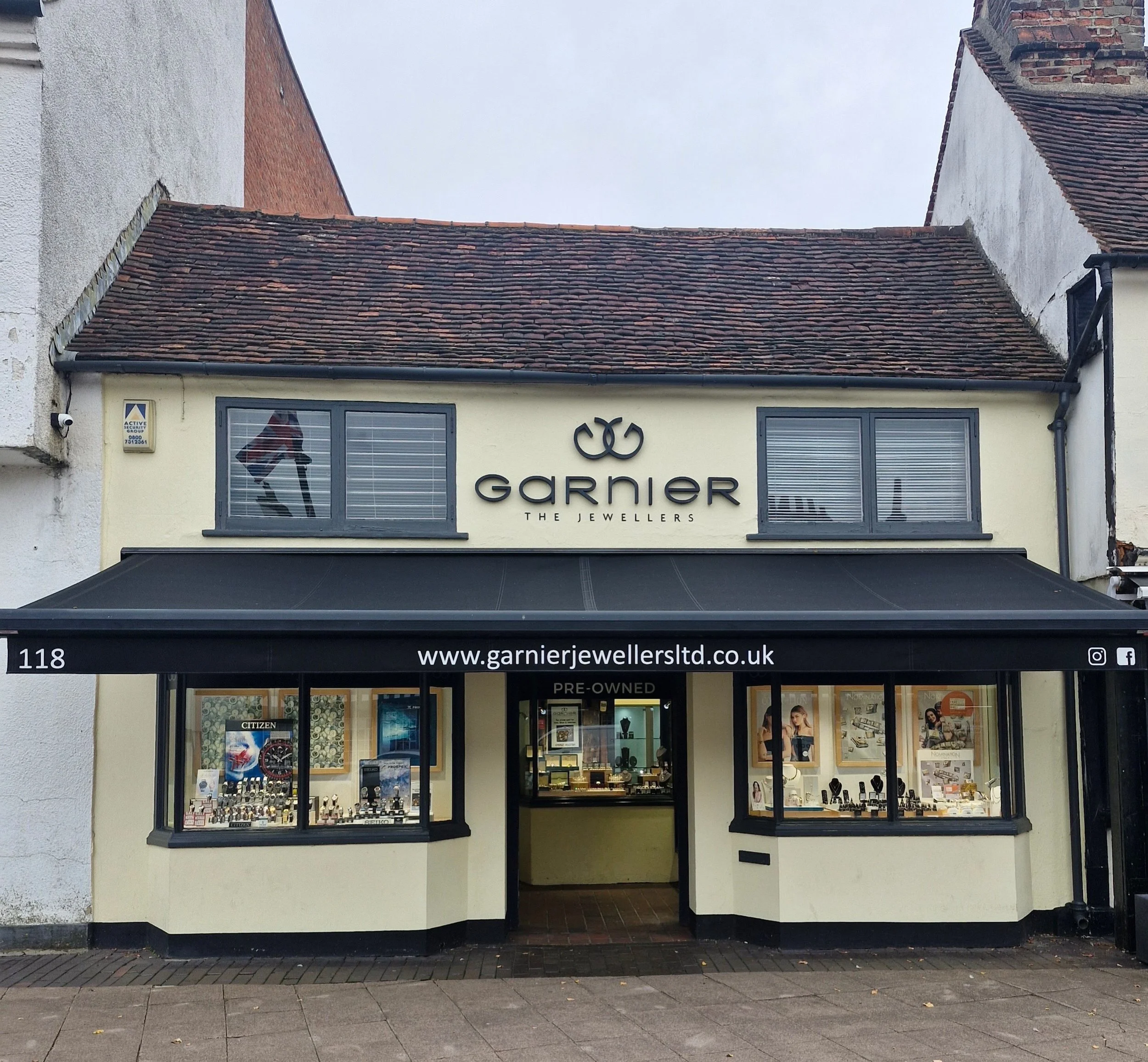 🎉July marks &lsquo;Independent Retailer Month&rsquo;🎉

We are proud to be an Independent Retail Jewellers and part of the Independent Retailers community celebrating the campaign 🎉

The campaign recognises the importance of Independent Retail Busi