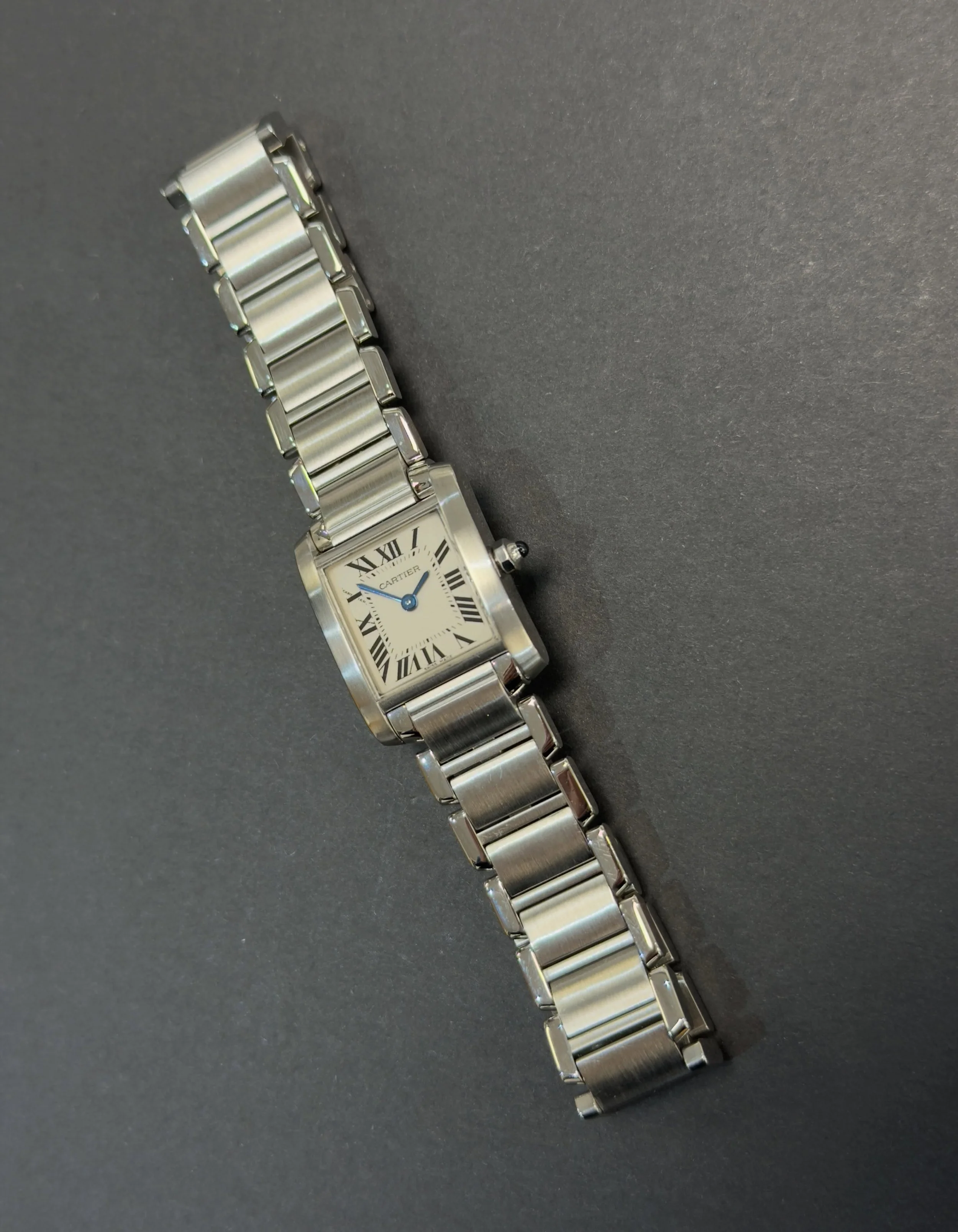 NEW ARRIVAL!🔥Cartier Tank Francaise 20mm Stainless Steel Quartz Ladies Watch in excellent condition🤩

Model Reference: 2304

#cartierwatch #preownedwatch #watch #hoddesdon #shoplocal