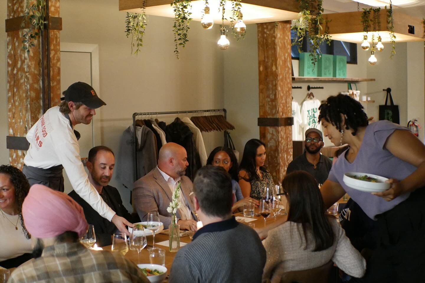 Last night, we had the honor of hosting Council Member Menin, Grovehouse, Kasirer, The New York City Hospitality Alliance, Wonder, Kent Hospitality Group, Rescuing Leftover Cuisine, and Chartwell Strategy Group for an inspiring dinner. Together, we e