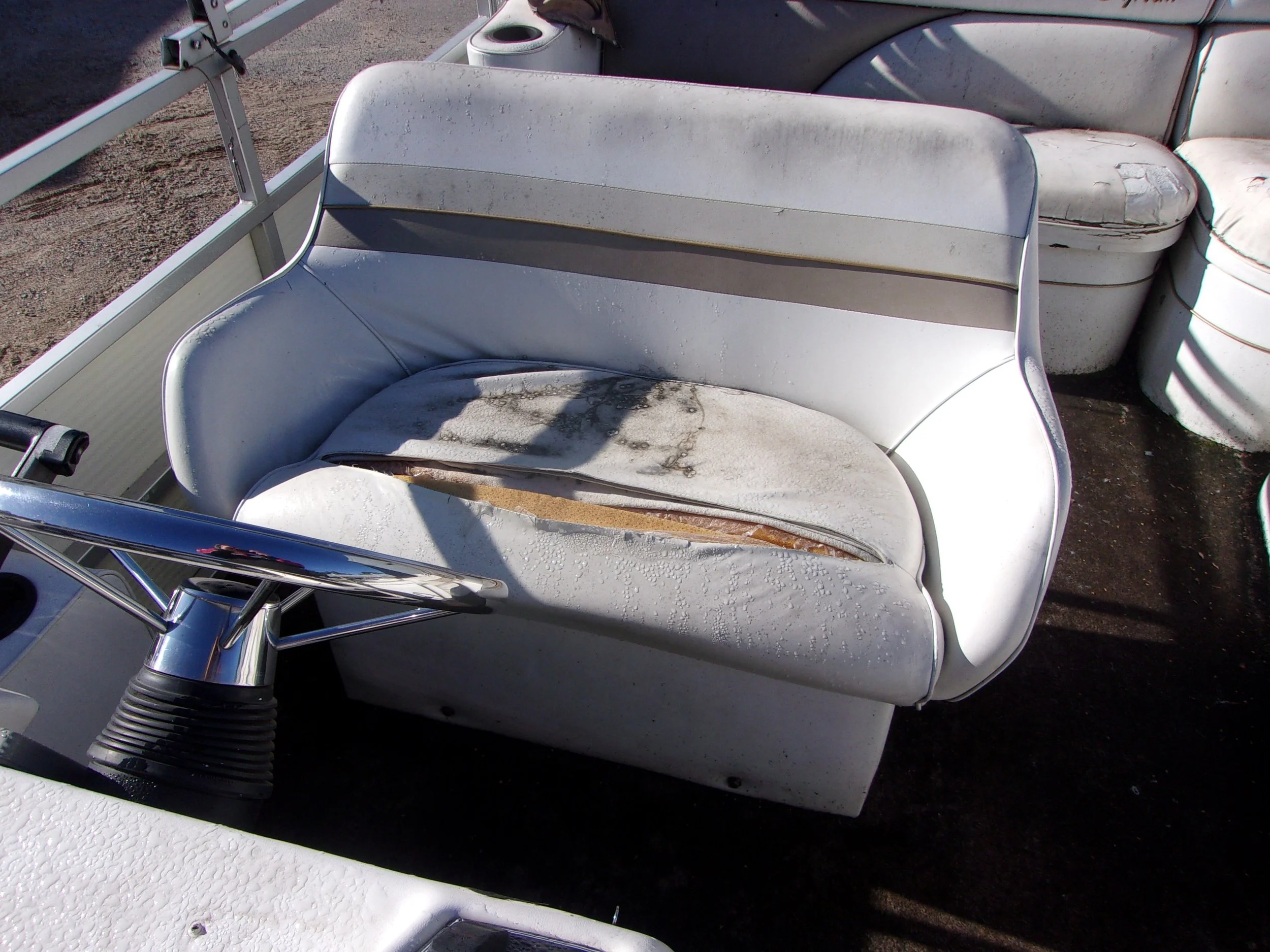 1995 Sylvan 60HP Evinrude 7.jpg