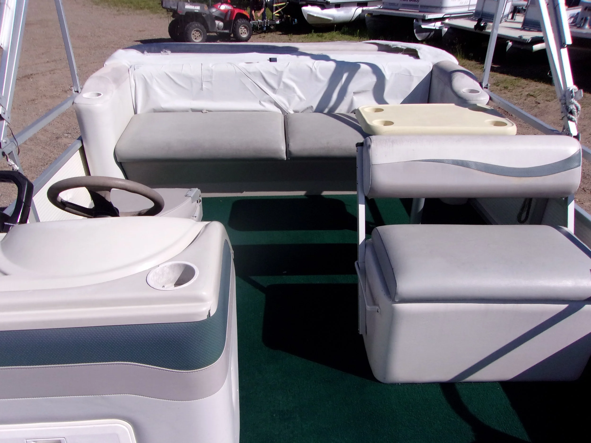 2002 Sulvan Freedom 820 - 40HP Mercury 5.JPG