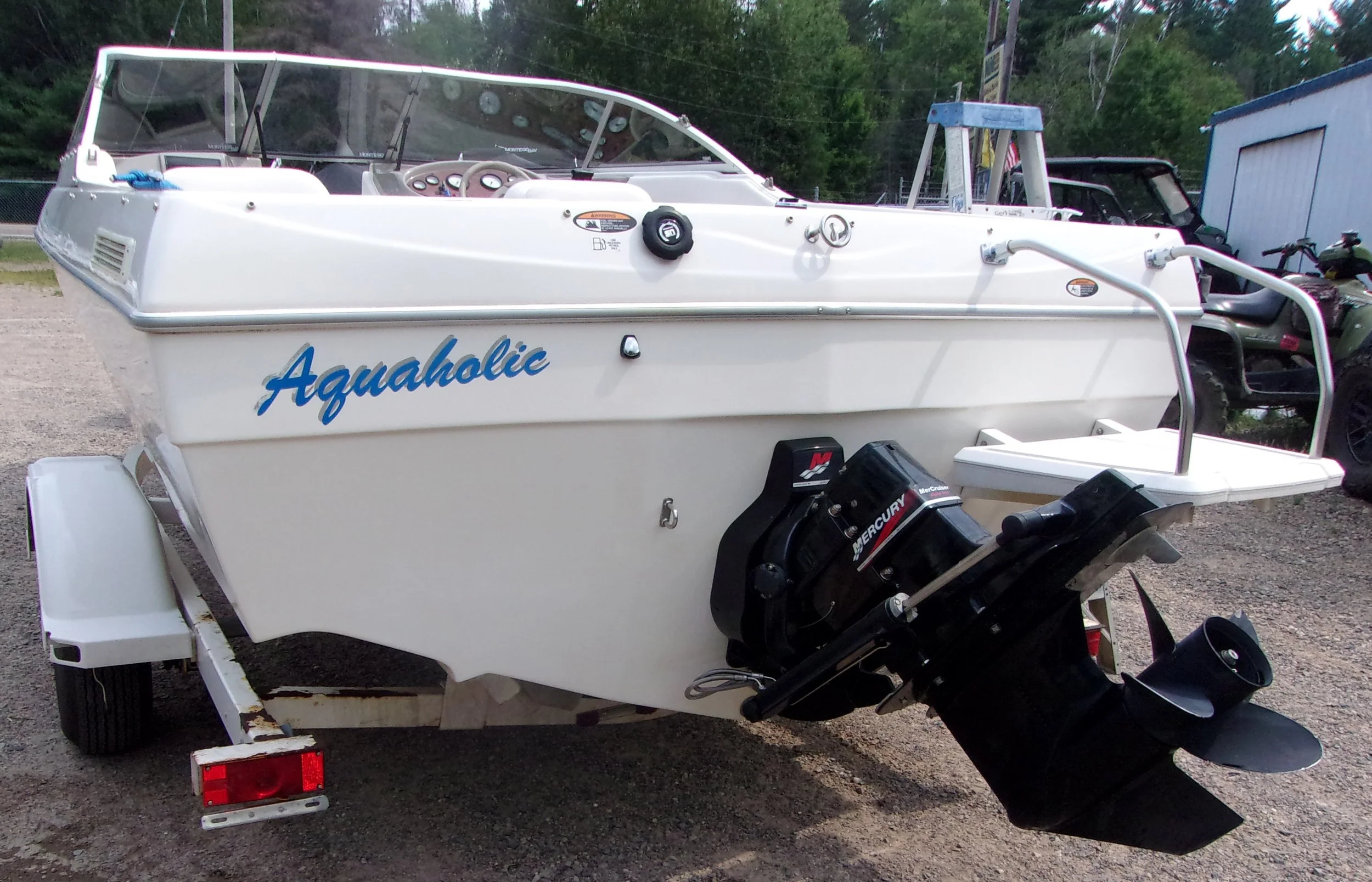 2001 Bayliner Capri 1950 - 3.0L Mercruiser 4.JPG