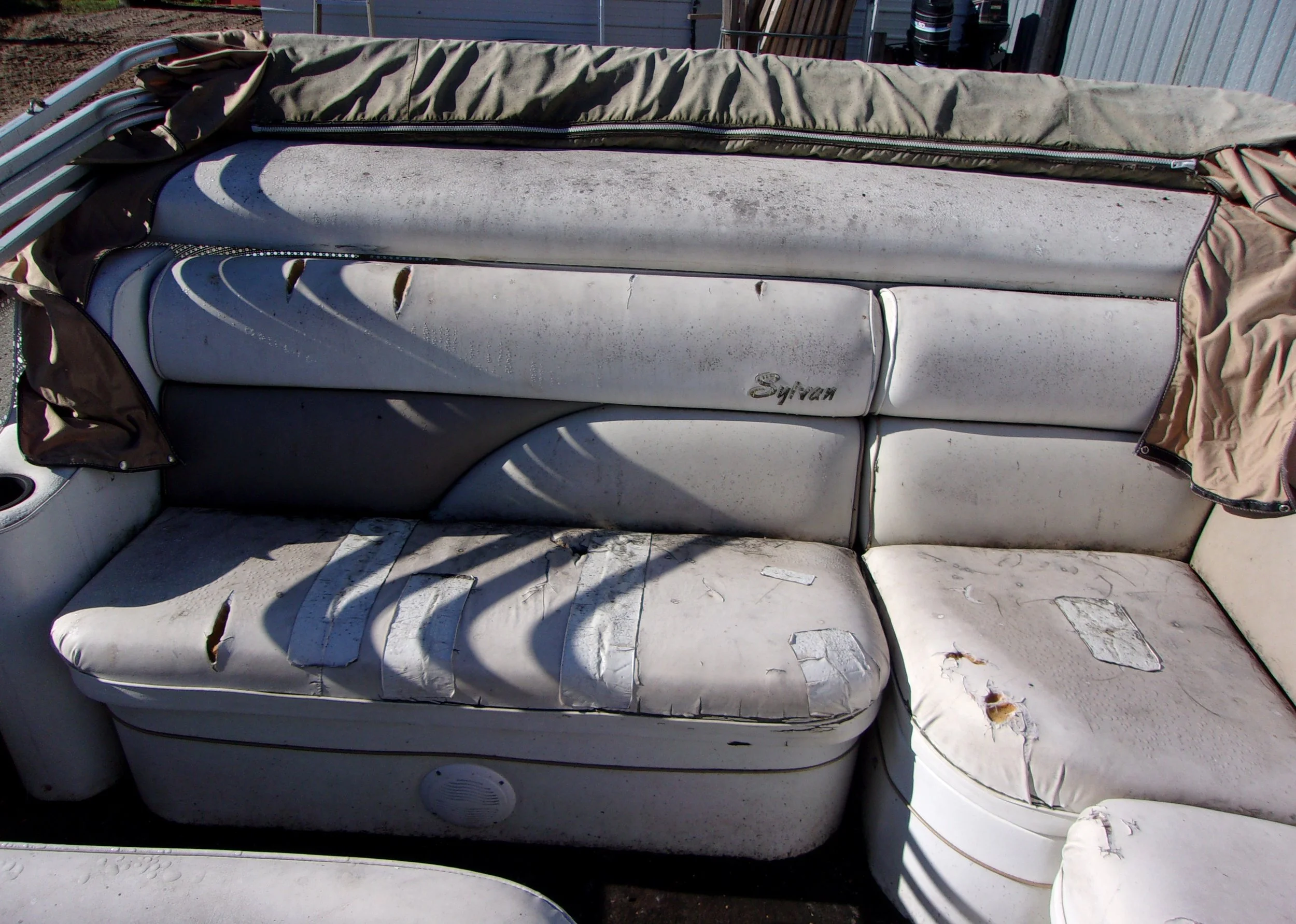 1995 Sylvan 60HP Evinrude 8.jpg
