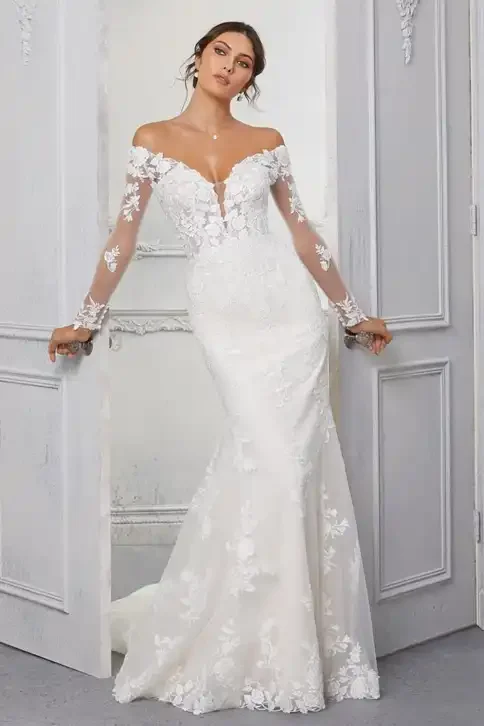 Savvi Formalwear & Bridal | Best Wedding Gowns in Raleigh, NC Savvi Formalwear & Bridal | Best Wedding Gowns in Raleigh, NC