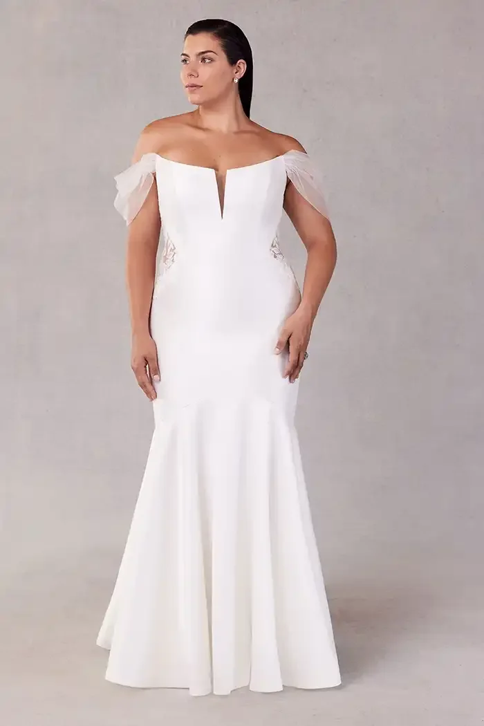 savvi-bridal-deep-v-neck-mikado-lace-drop-sleeves-mermaid-fit-wedding-dress-raleigh.webp