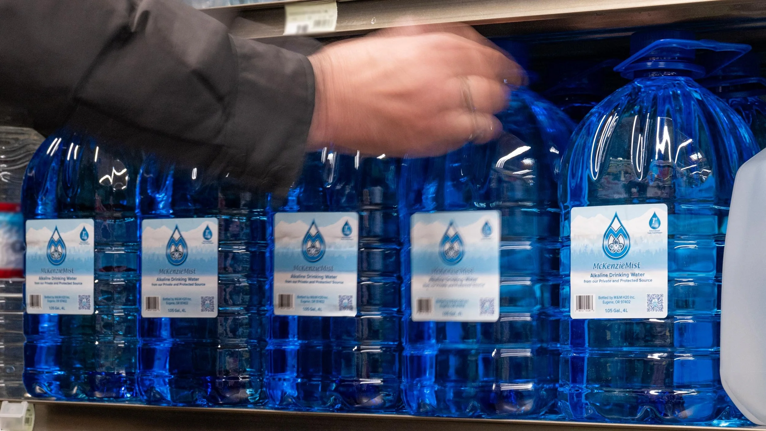 mm-4liter-shelf-2500-6-9.jpg