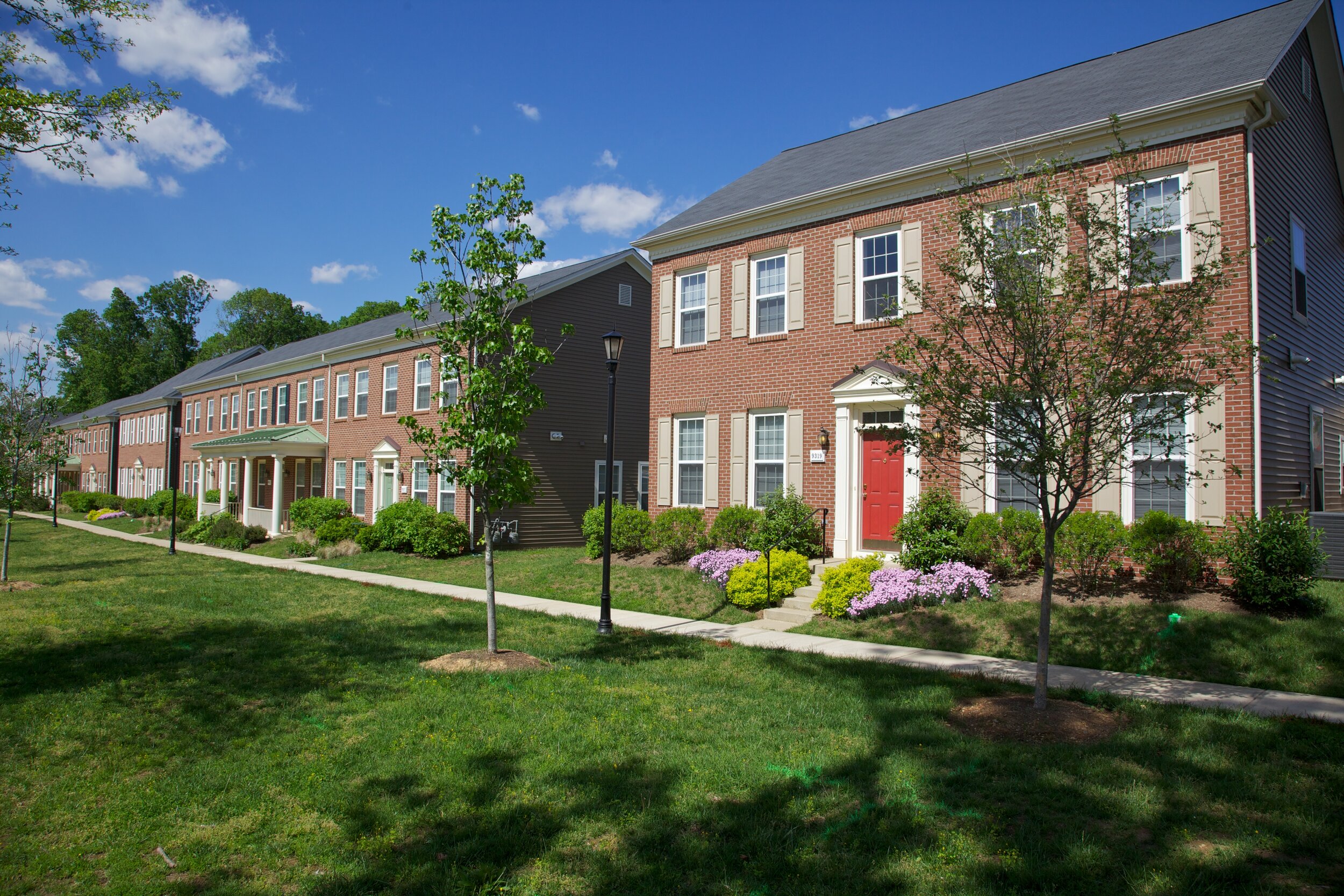 Rent near the Pentagon with The Villages at Belvoir.