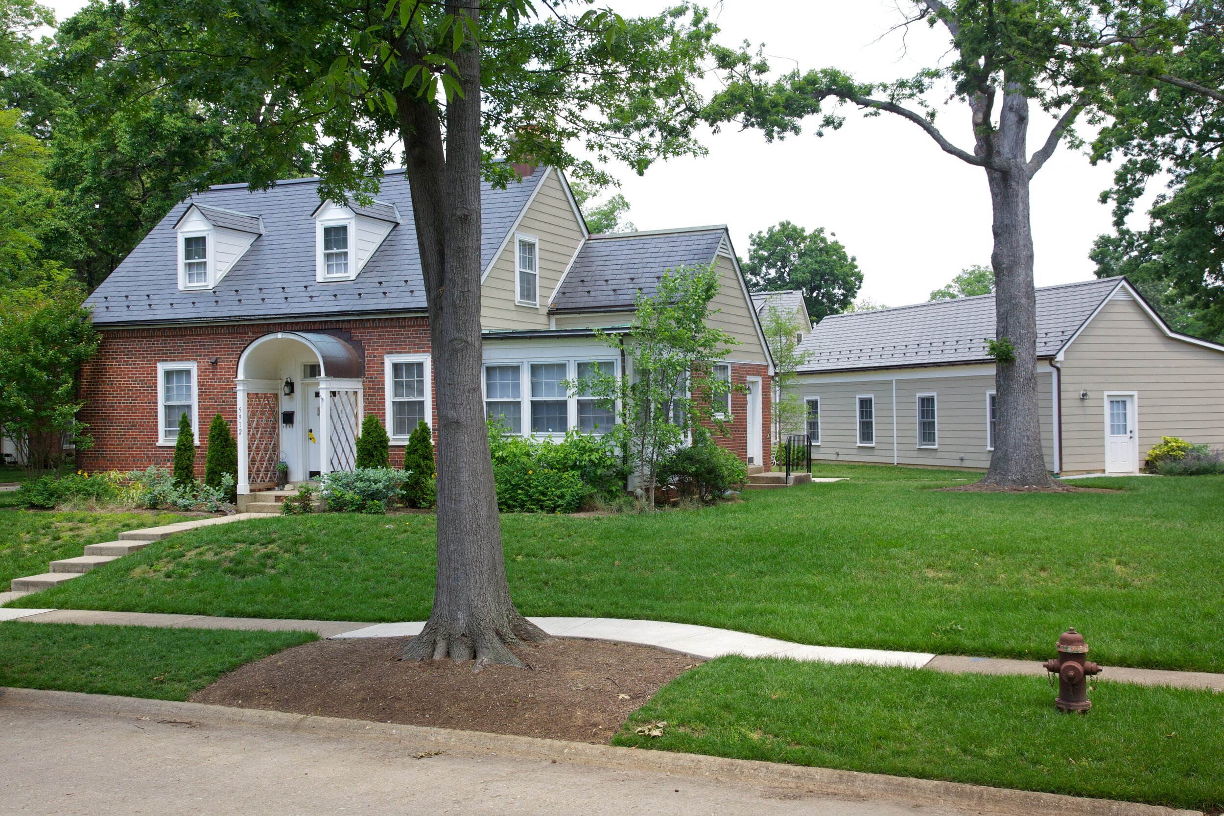 Military housing with lush front lawns.