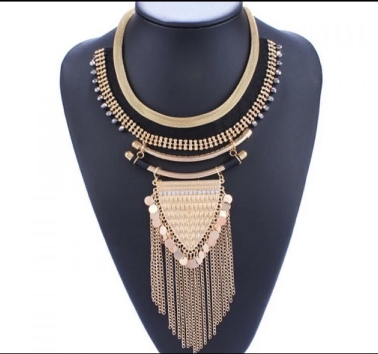 C8B63922-5999-4F20-B689-9511D83995DB