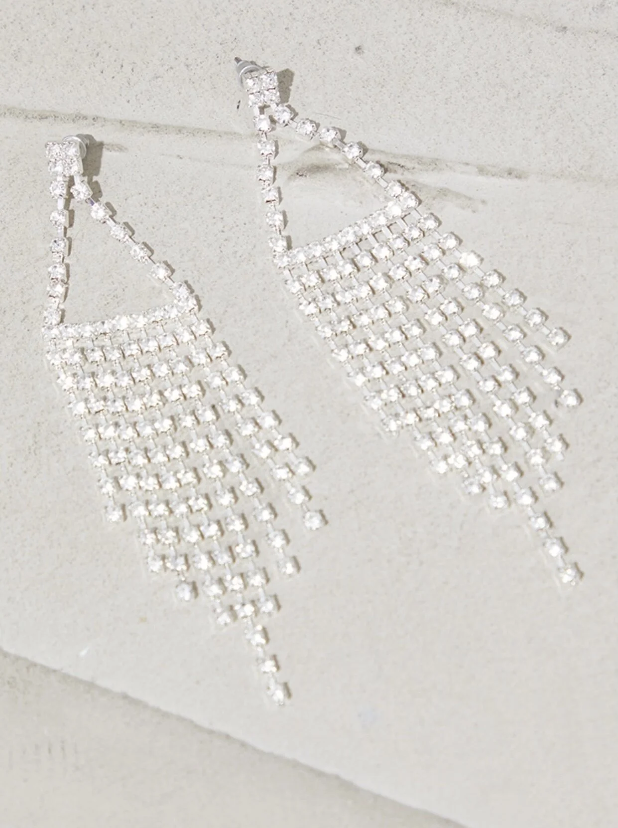 65684B8E-ECA1-48E4-93DF-64B3E0DCA098