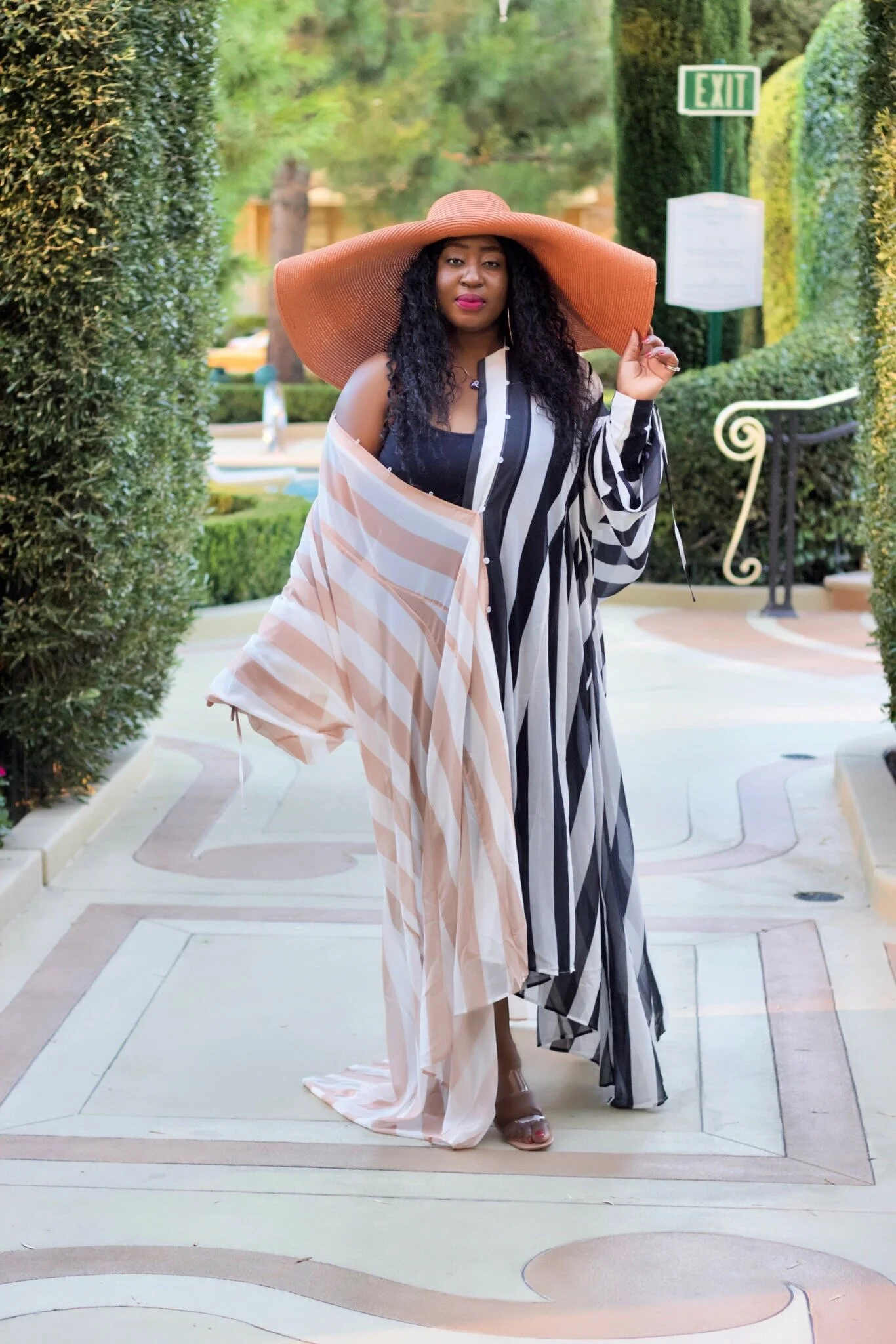 19BB2B4E-946E-4416-99FF-CA1B547F995F