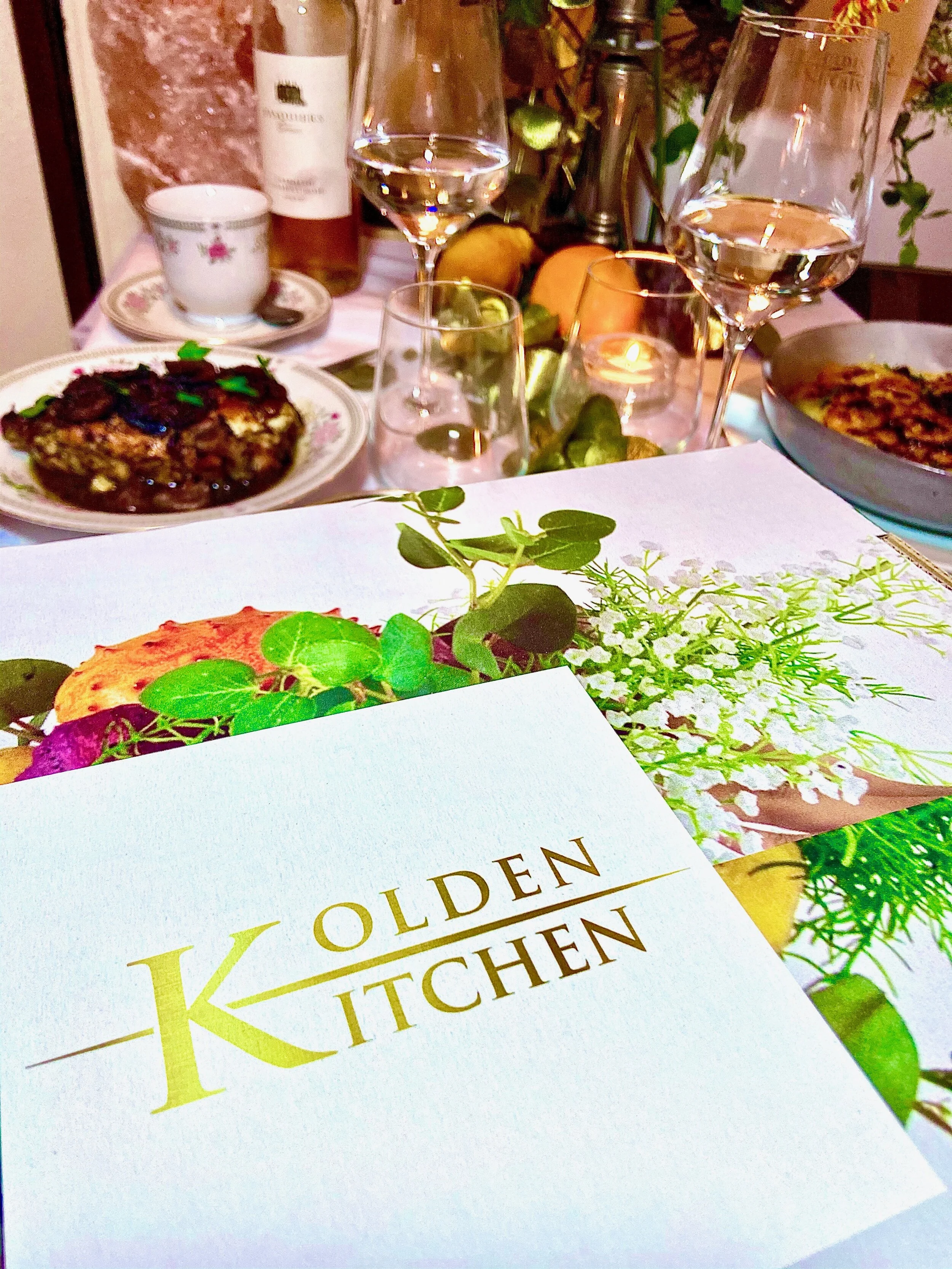  hosting guests perfect table French etiquette  