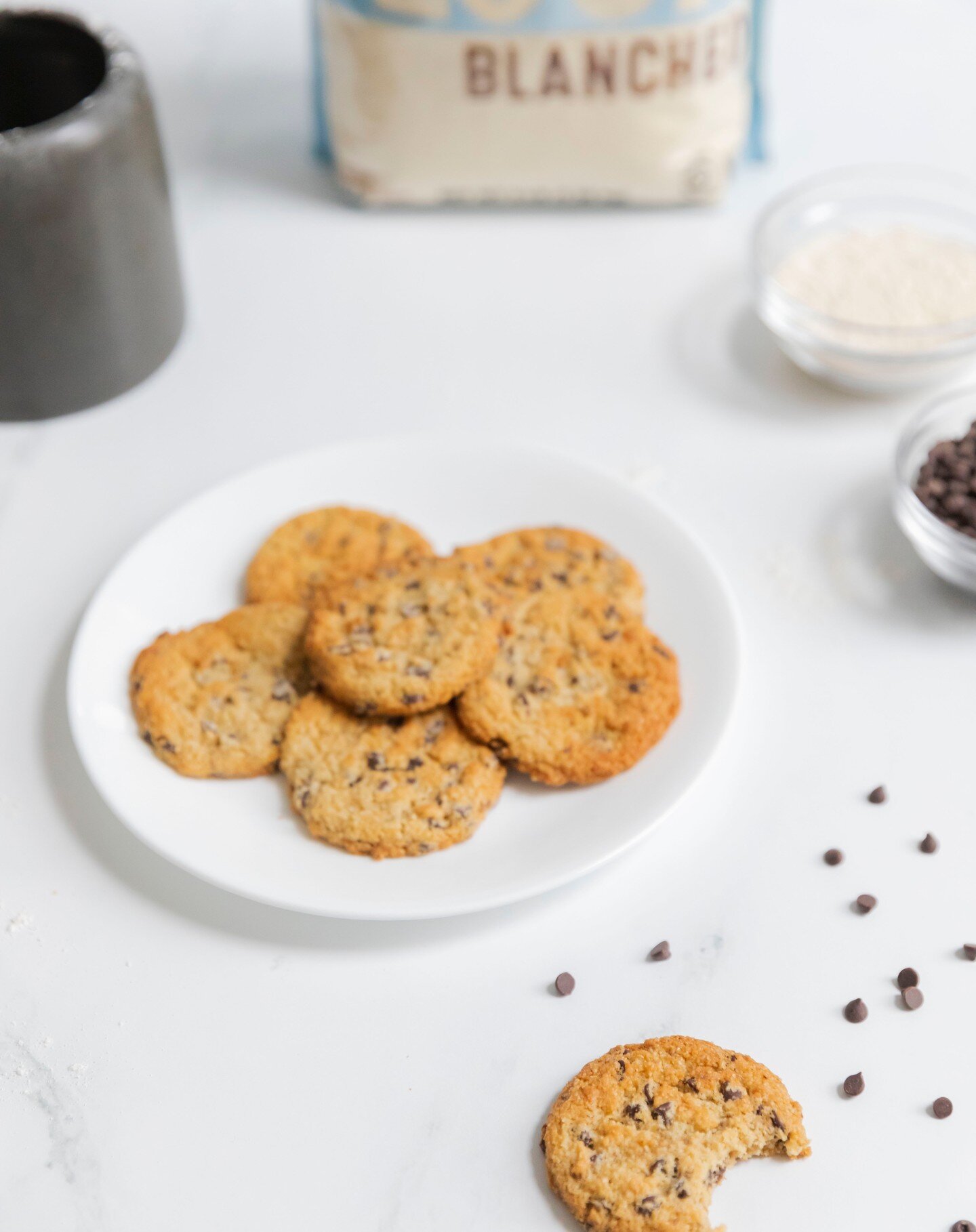 Before I got into Paleo-friendly baking, most of the alternative treats felt like a trick.

The gluten-free cookies I'd find were expensive, with strange textures and flavors that were a far cry from a cookie.

That's when I decided to take matters i