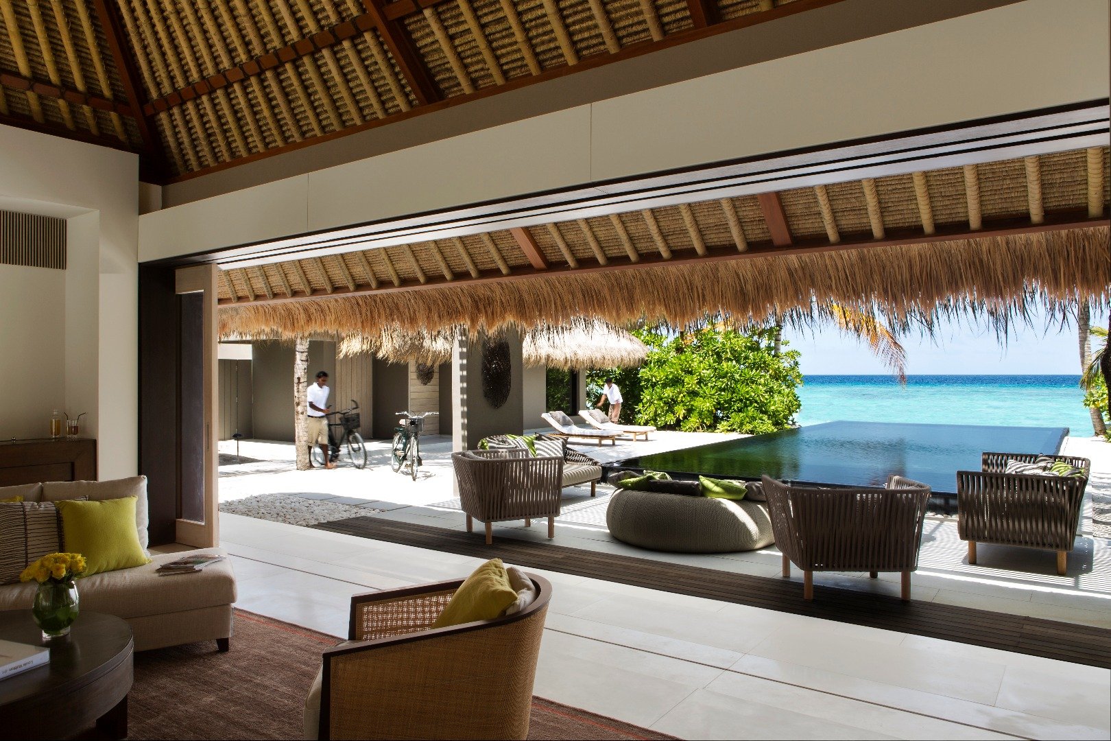 2.1_island_villa_-_2_bed_644_322_s.candito.jpg