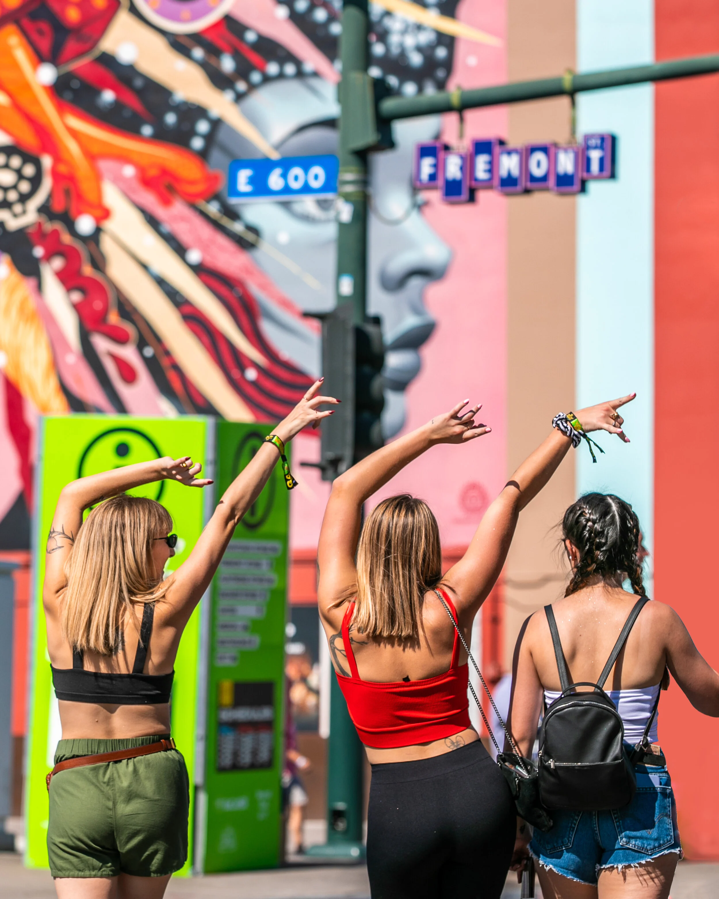LIB2019_0920_141949-_ALIVECOVERAGE.jpg